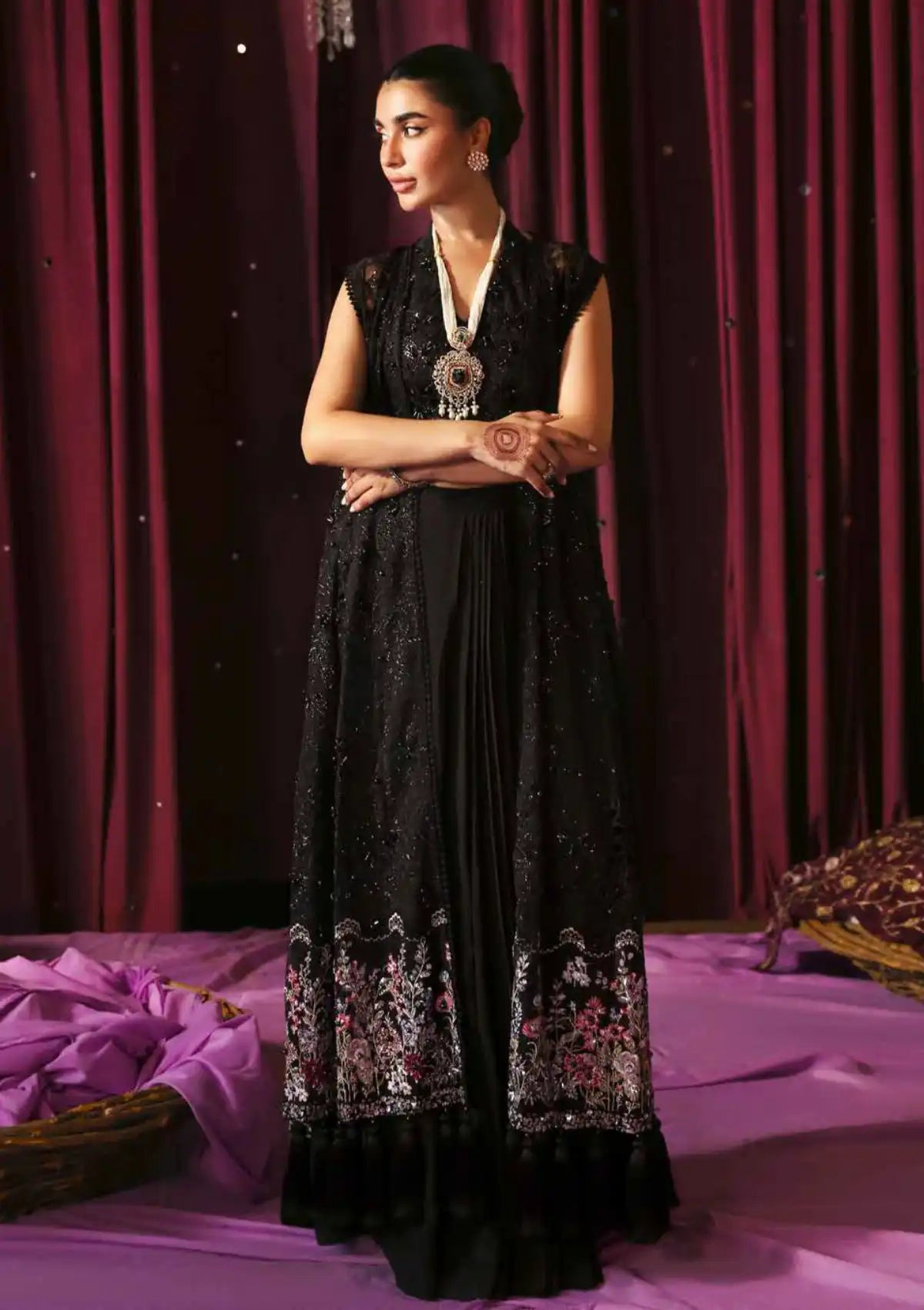 Nureh Jhoomro Luxury Formals'24 NL-73-B