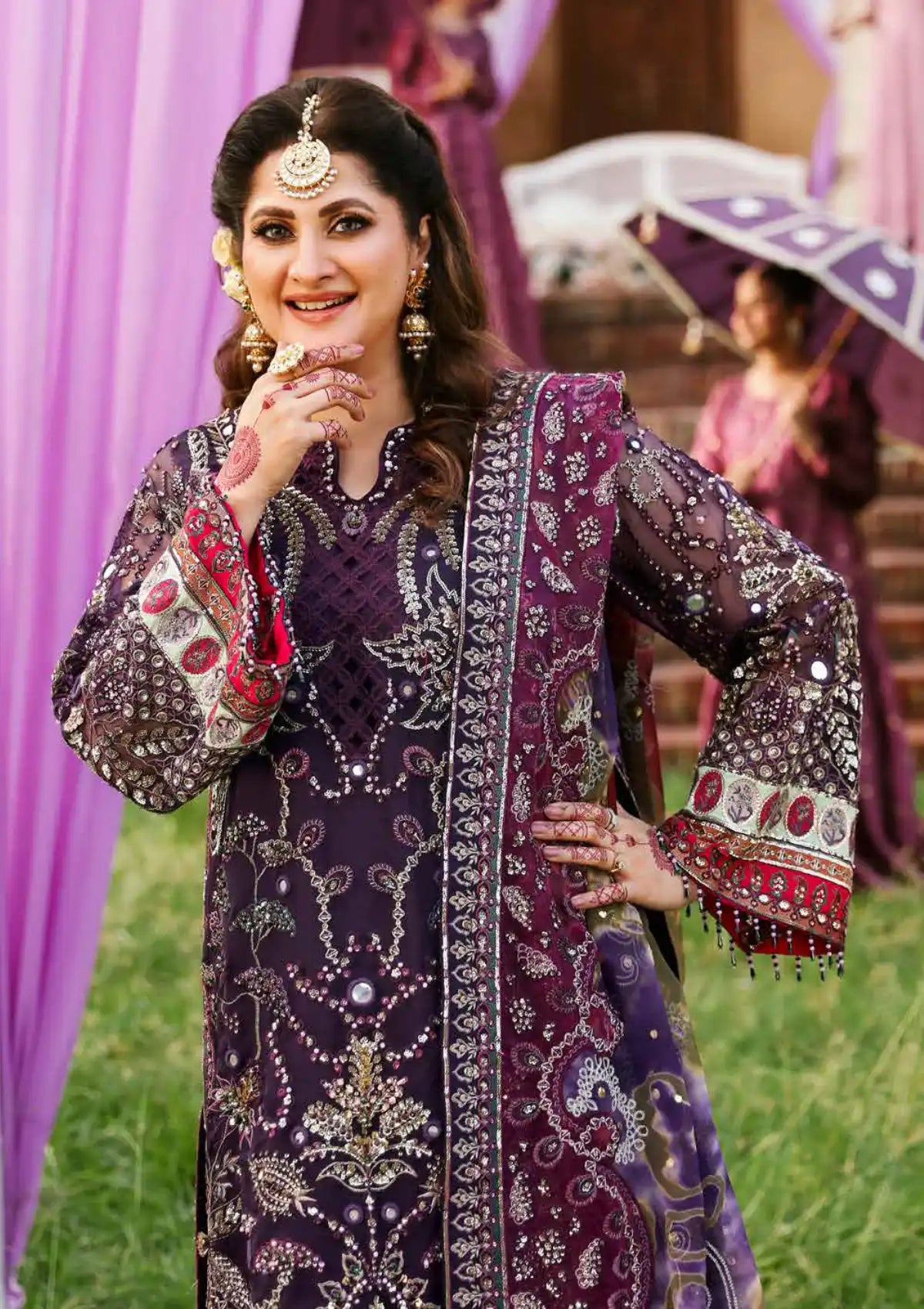 Nureh Jhoomro Luxury Formals'24 NL-70