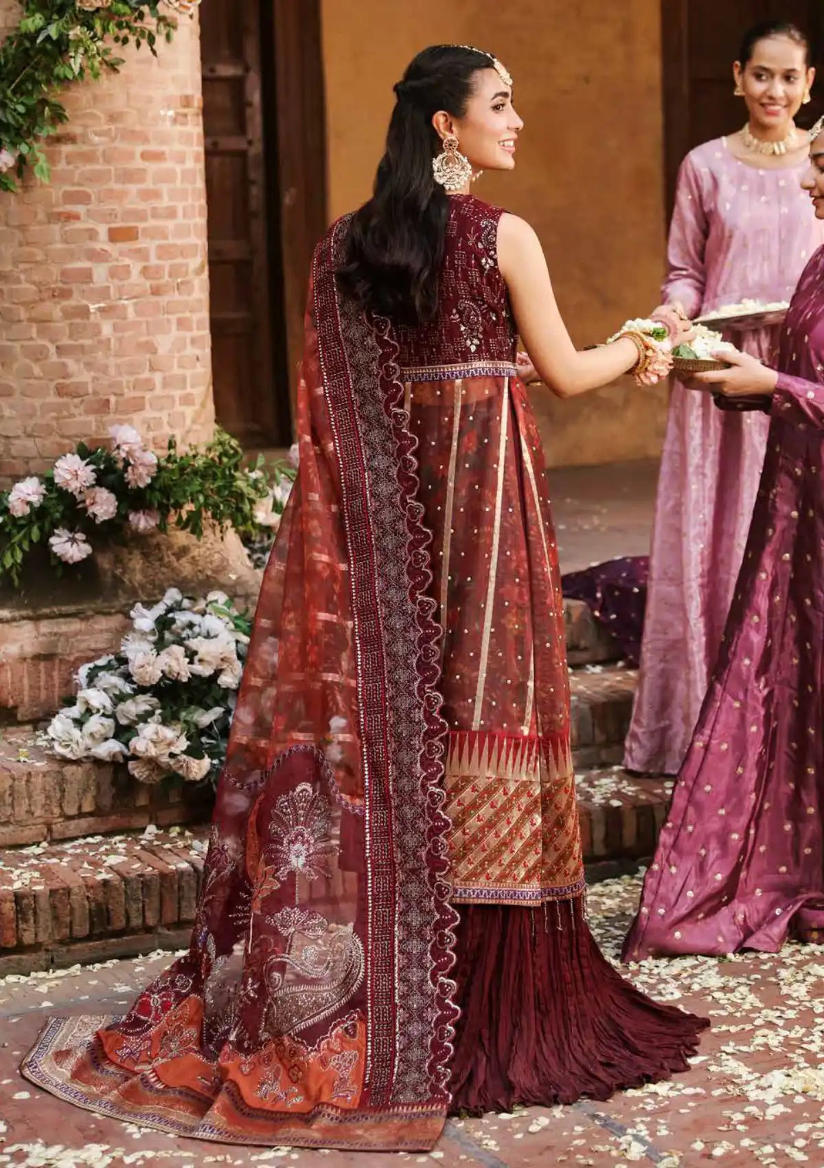Nureh Jhoomro Luxury Formals'24 NL-71-B
