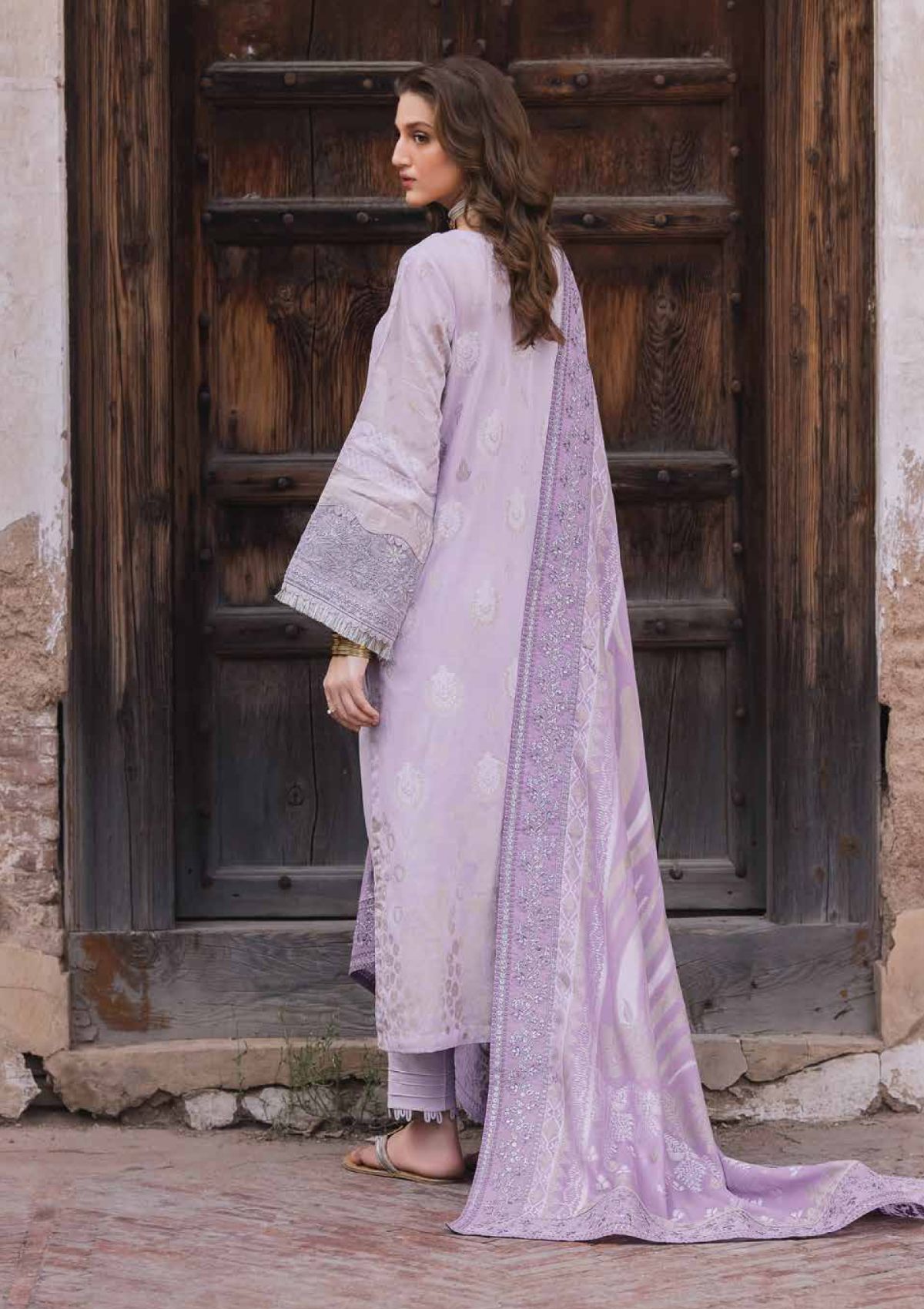 Nureh Maya Jacquard'24 NJ-99