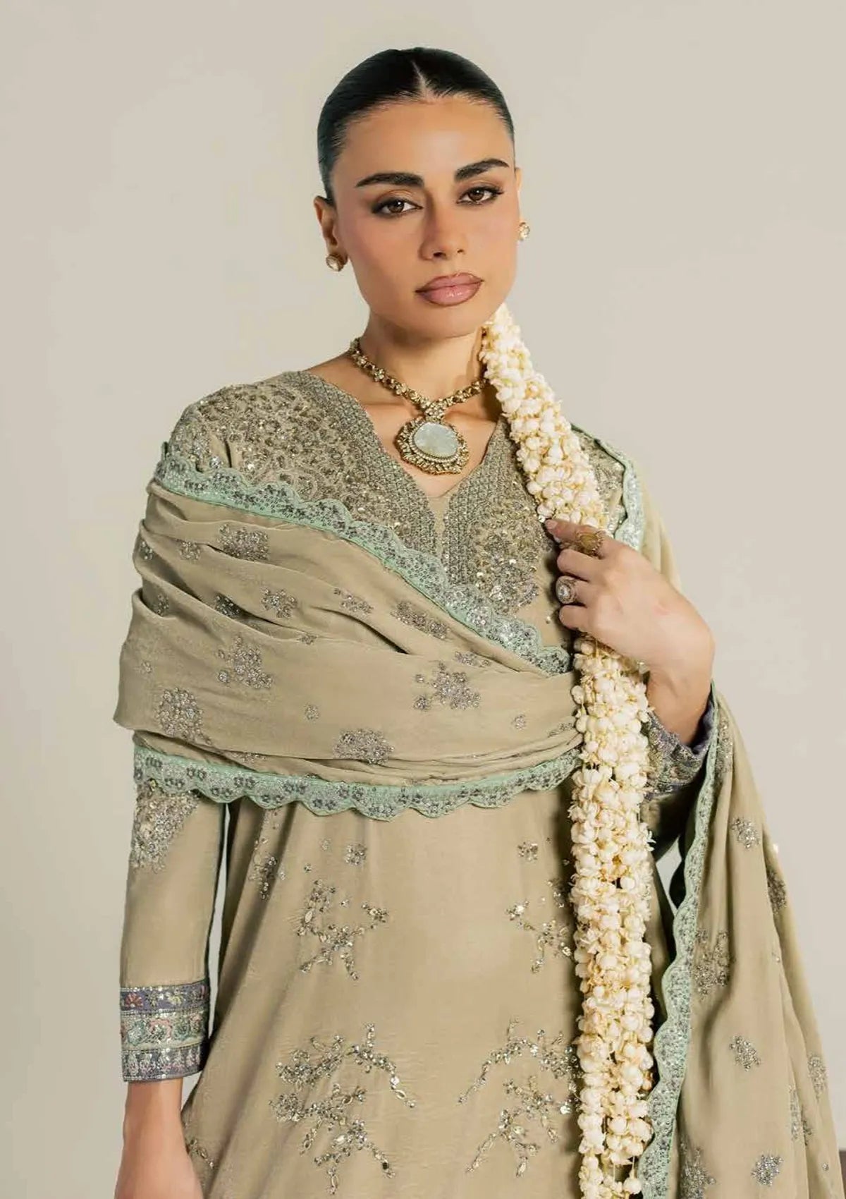 Nureh Maya Velvet'26 NW-132