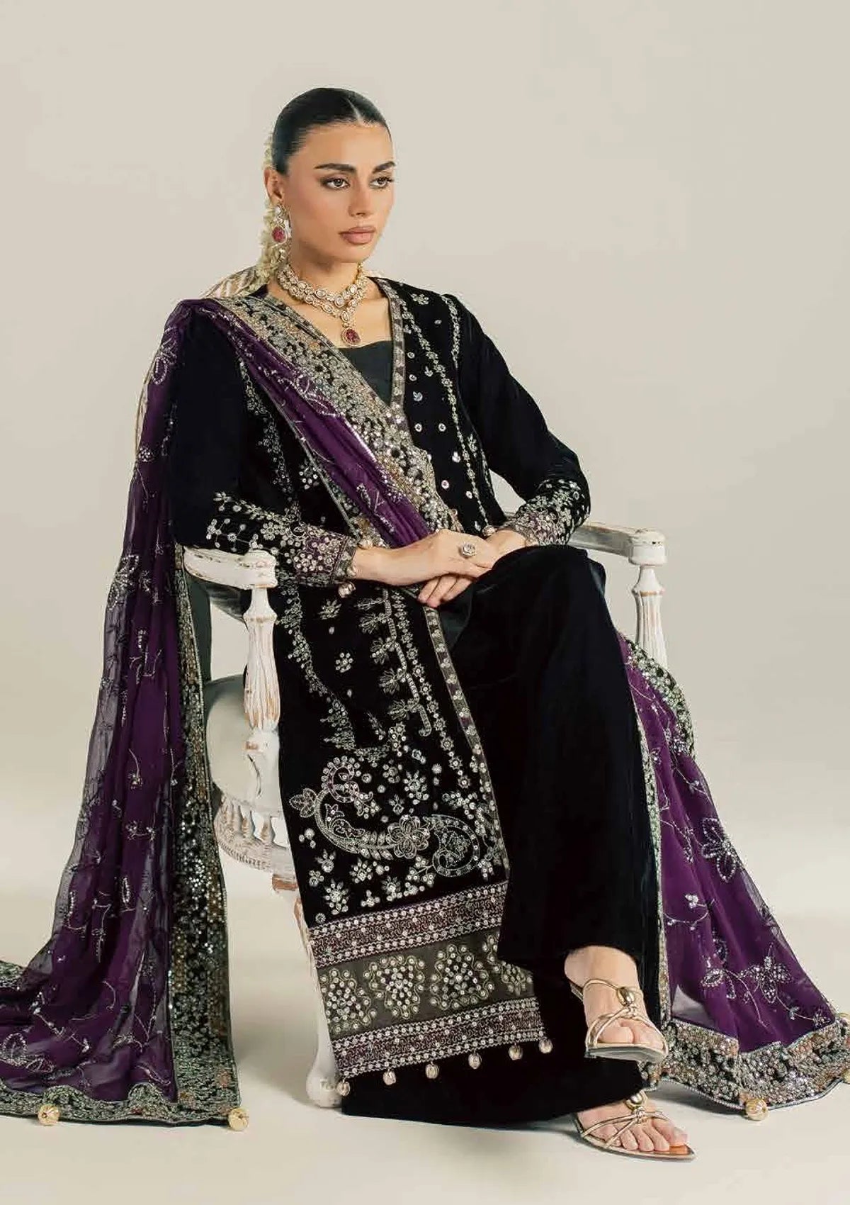 Nureh Maya Velvet'26 NW-136