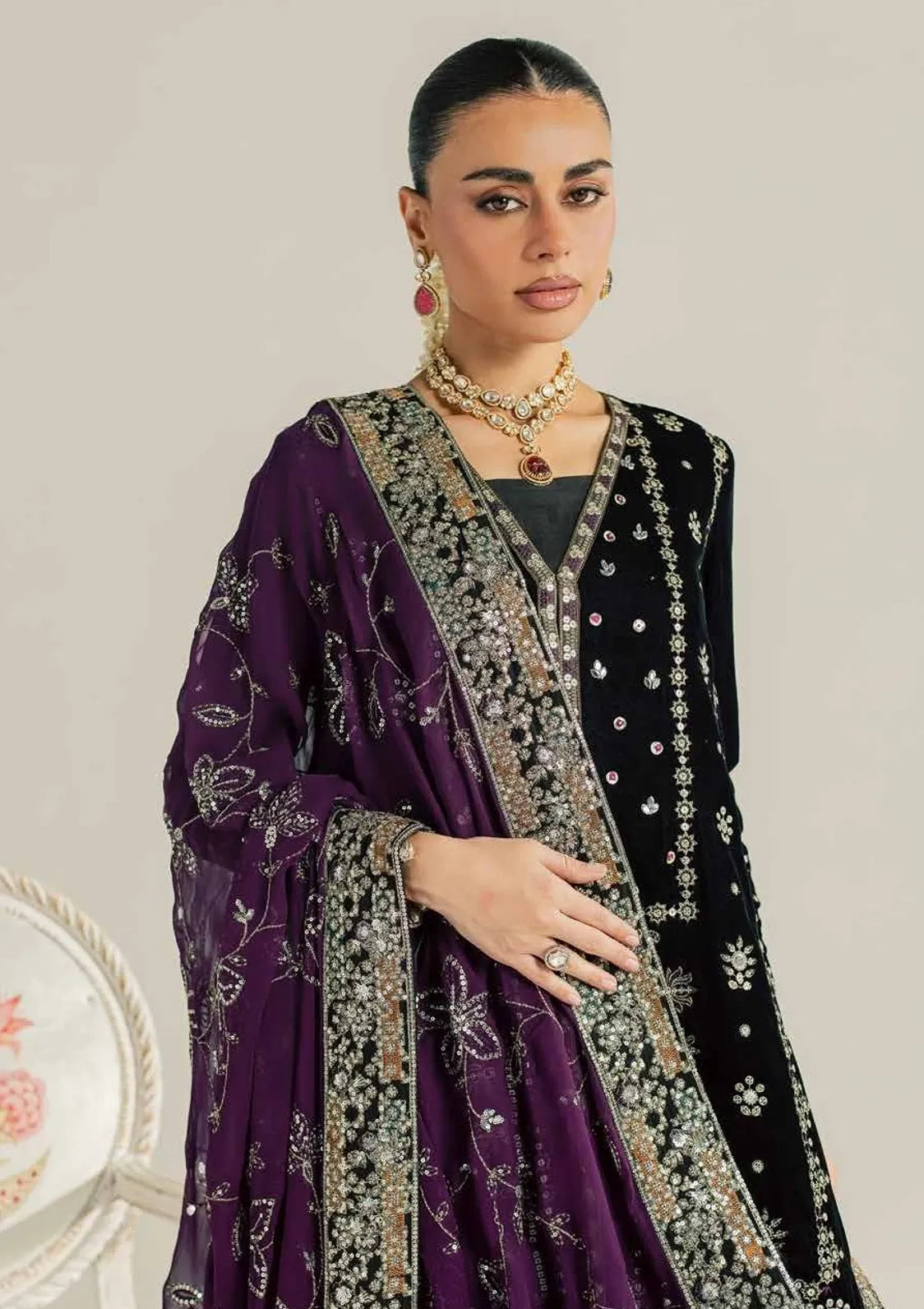 Nureh Maya Velvet'26 NW-136