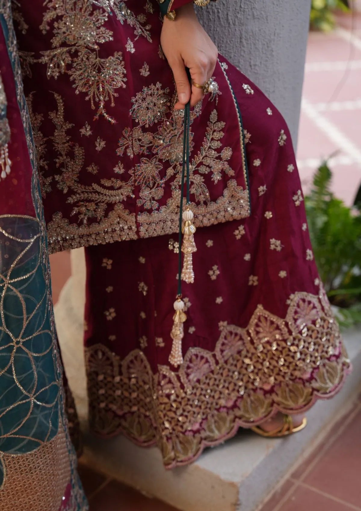 mohsin-saeed-fabrics-is-selling-online-and-in stores-Luxury-daily-wear-wedding-wear-formal-wear-in-budgeted-price-This-product-is-from-inayat-festive-formals25-inff-04-oriana-is-available-on-Mohsin-saeed-fabrics-website.