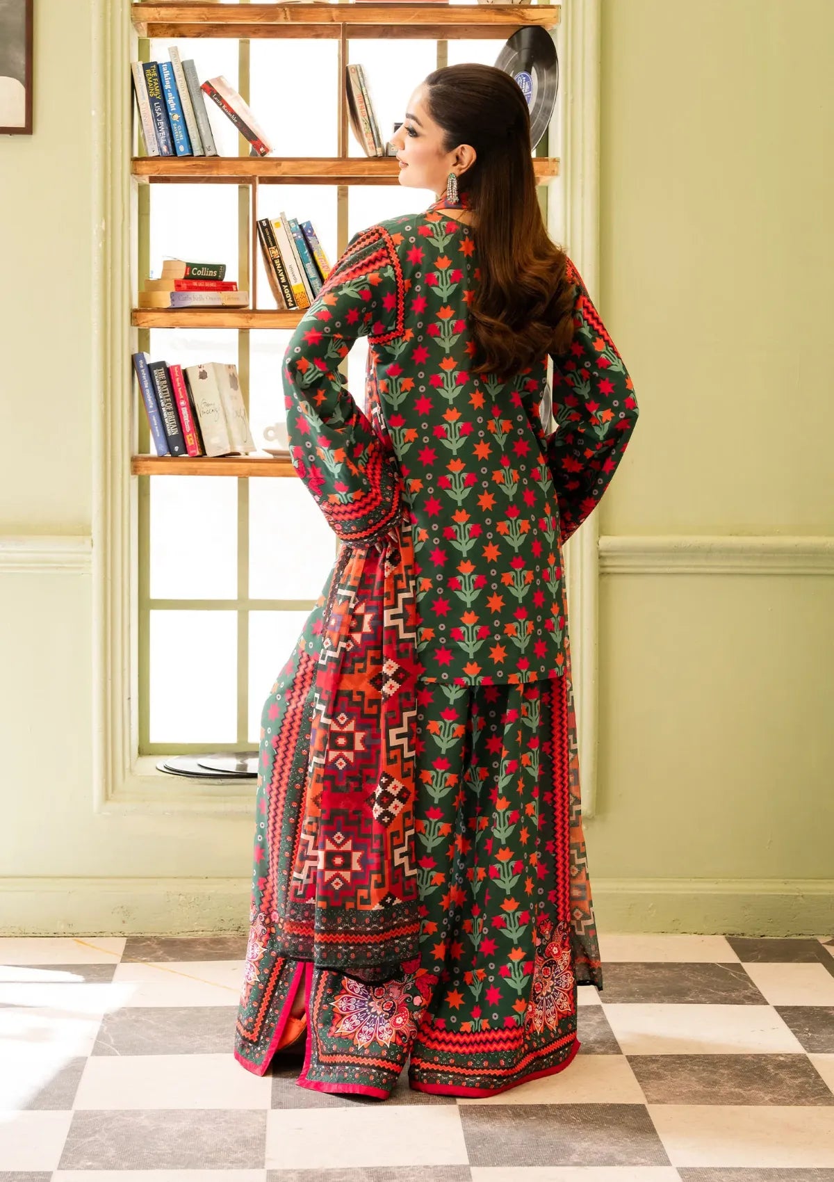 Maria Osama Khan Retro'26 D-05 Bloom