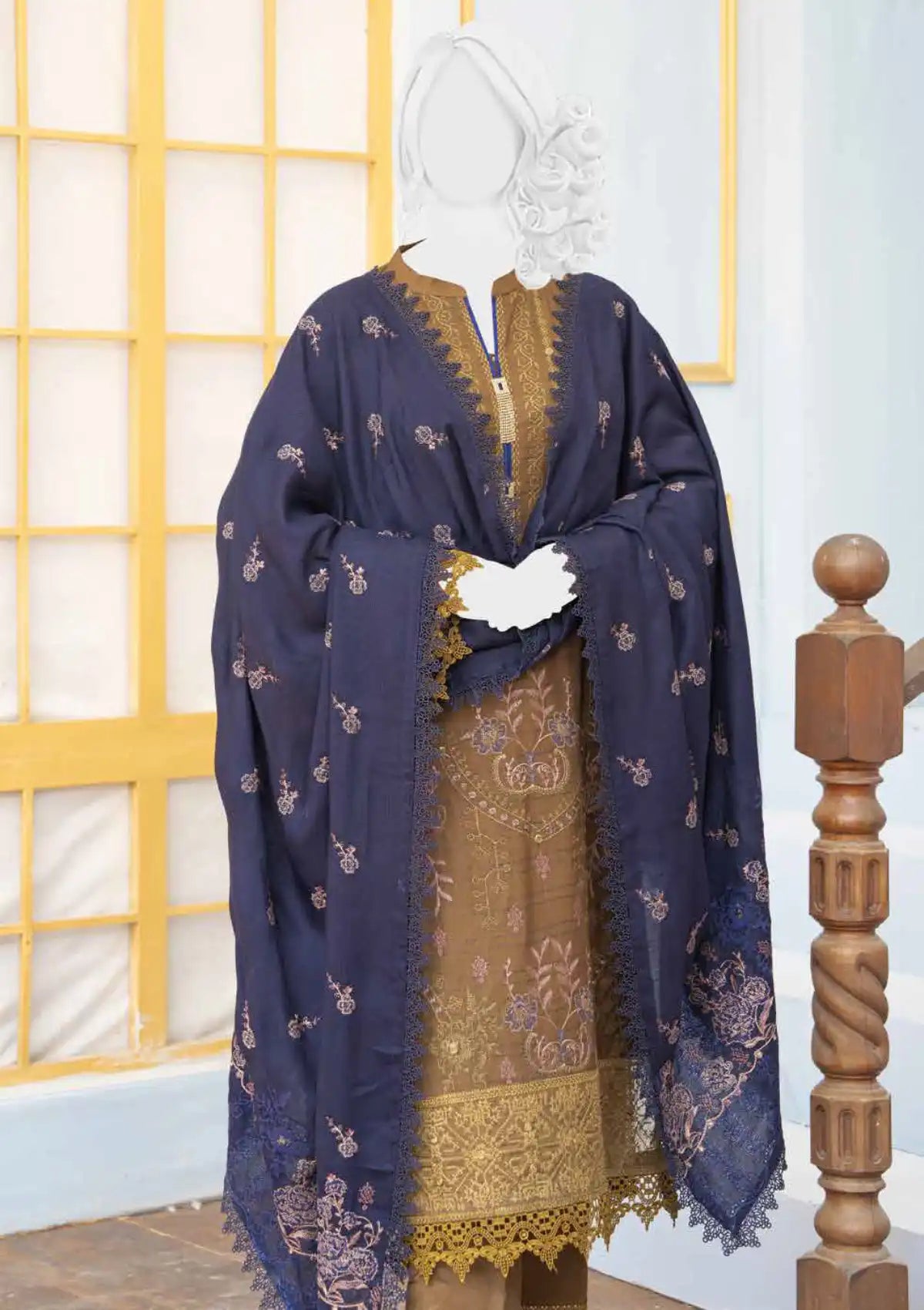Odhani Emb Winter'24 D-06