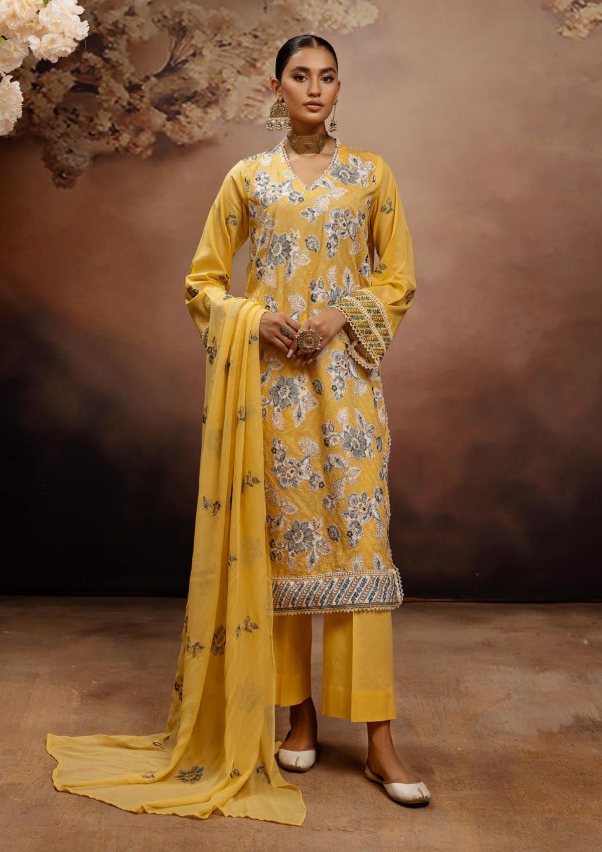 Omnia Signature Lawn By Khoobsurat'23 SL-202 - Mohsin Saeed Fabrics
