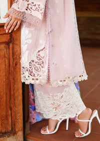 Mushq Amoi Held by Love'26 D-03 Opulent Whisper