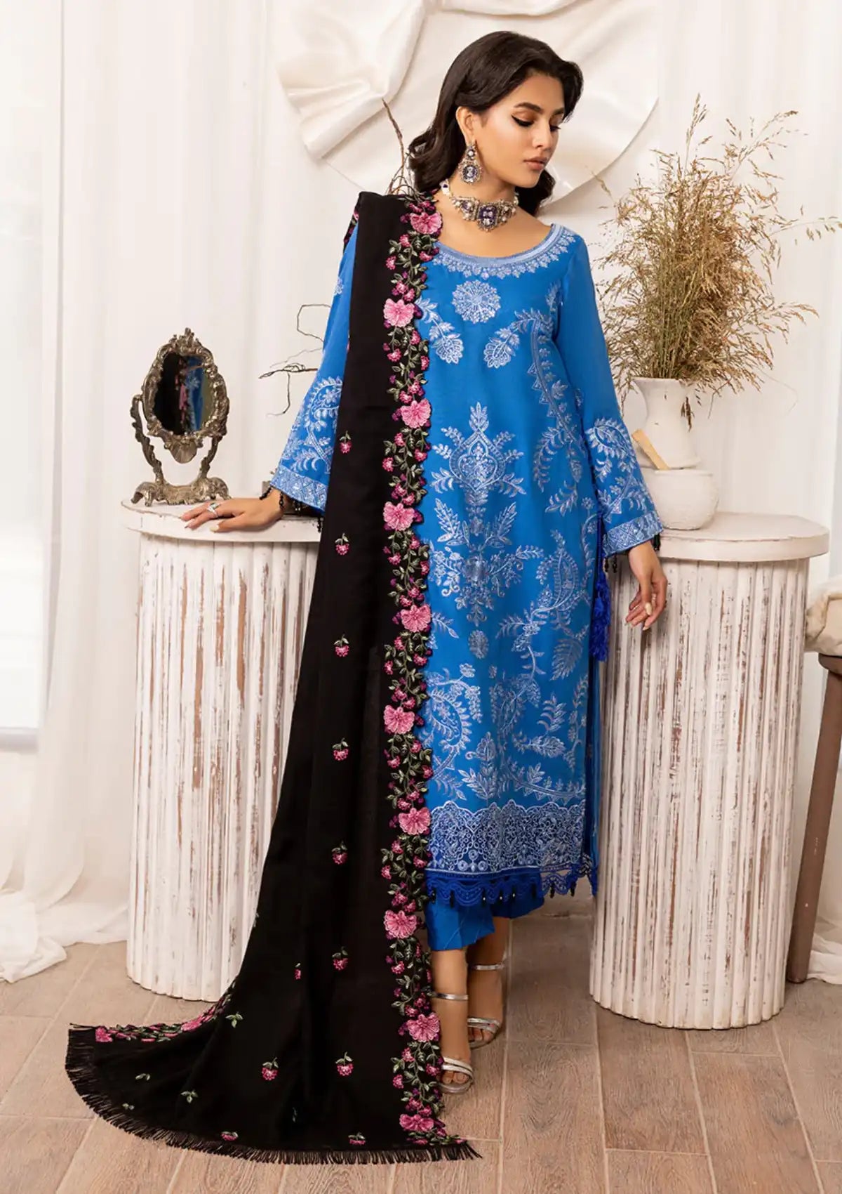 Raabi Orchid Luxury Emb Edit'23 RB-10 - Mohsin Saeed Fabrics