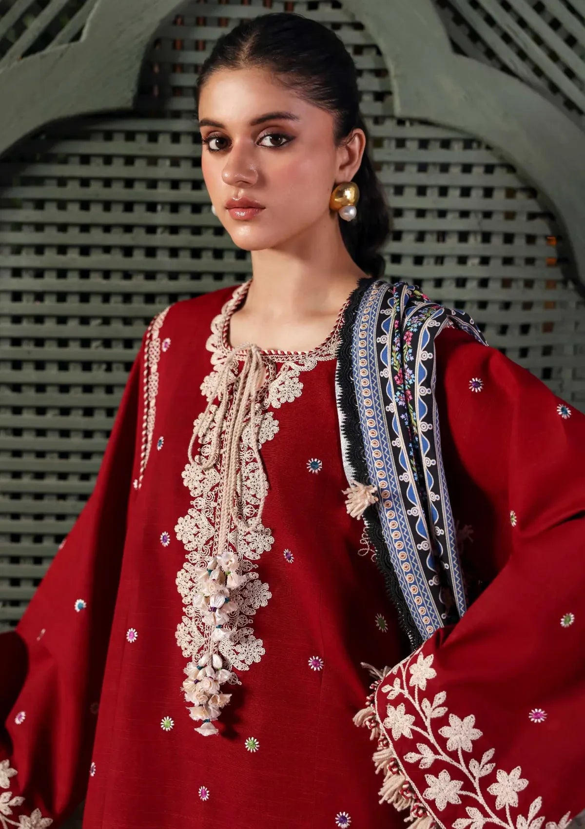 Republic Amaris Luxury Shawl'25 D-13 Orlena