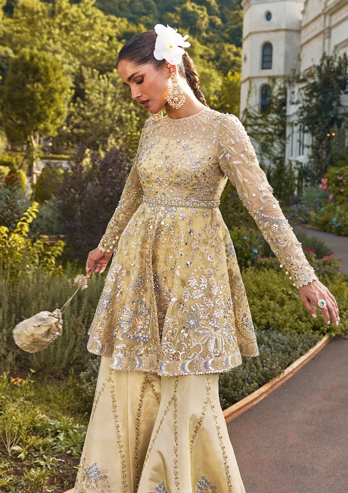 Soraya Lumene Festive Edit'25 D-02 ORNELLA