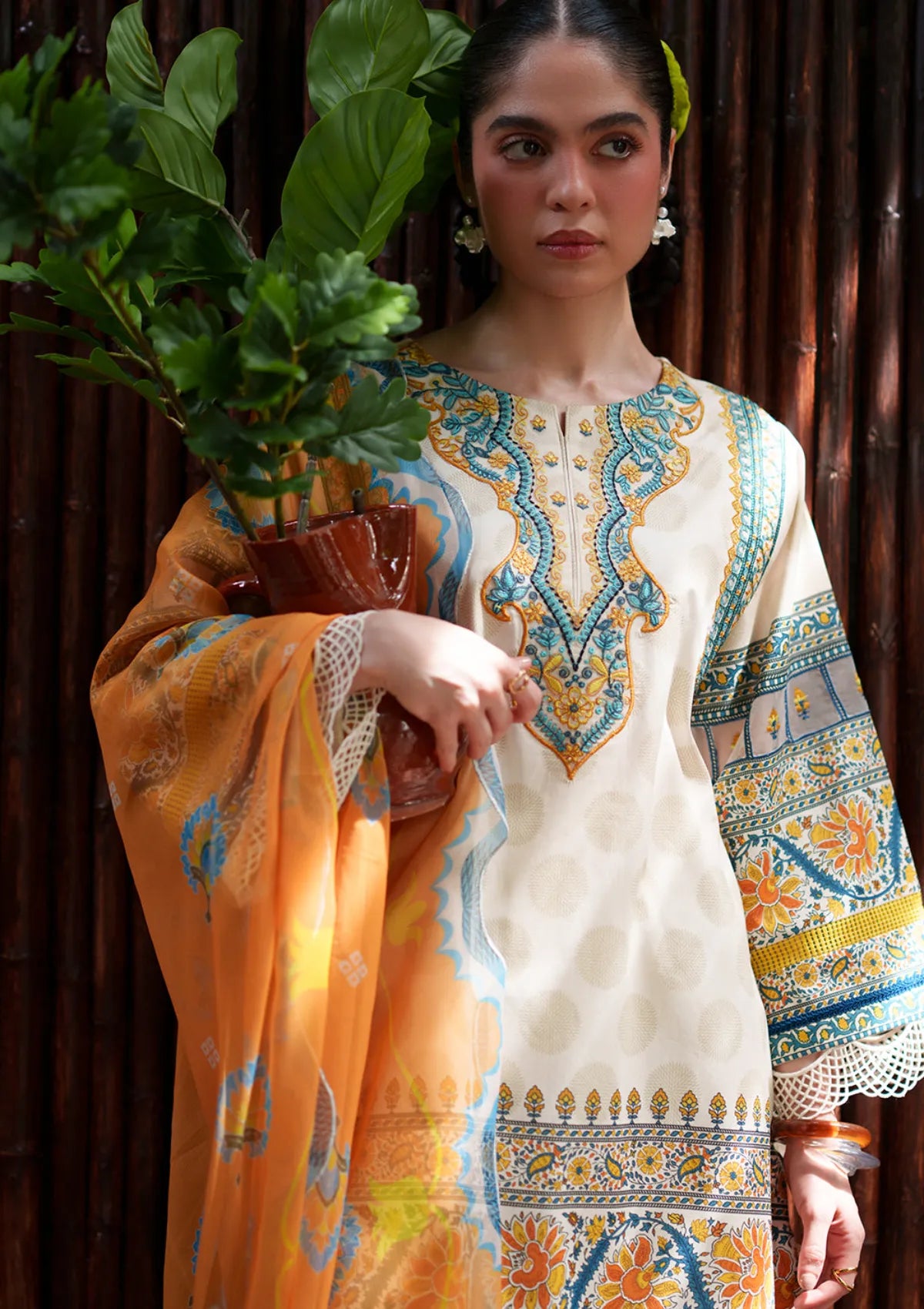 Saira Rizwan Laanem'26 D-05 AZURA-A