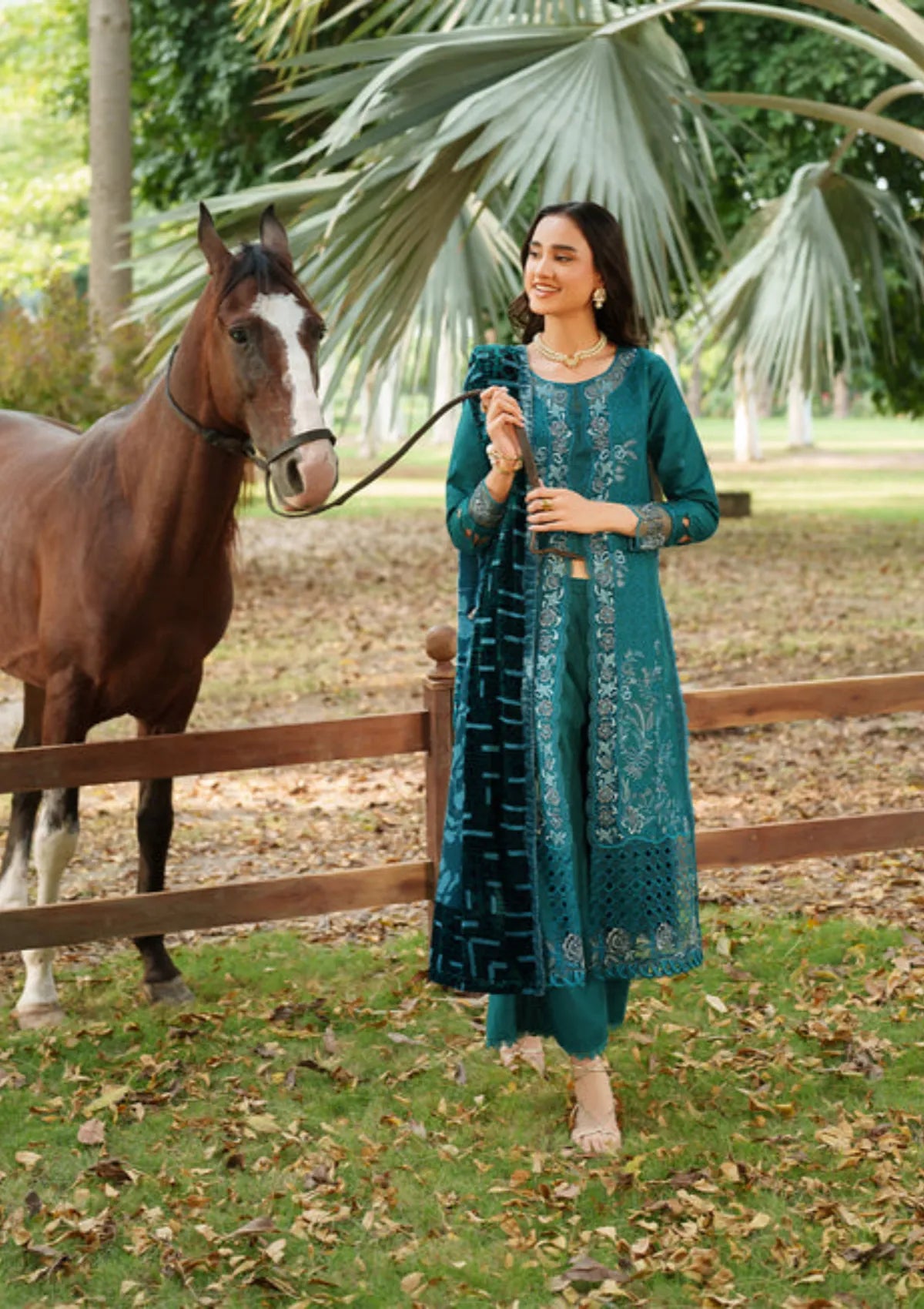 Panache By Parishay Luxury Winter'25 PNE-03