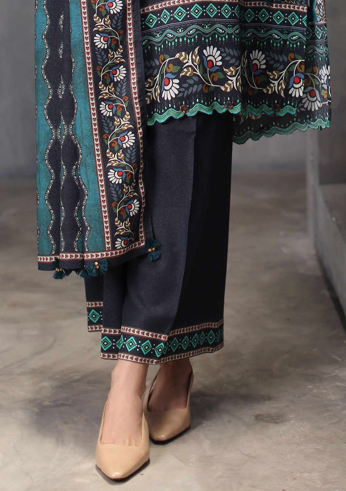 Gul Ahmed Printed Karandi'26 AY-62023