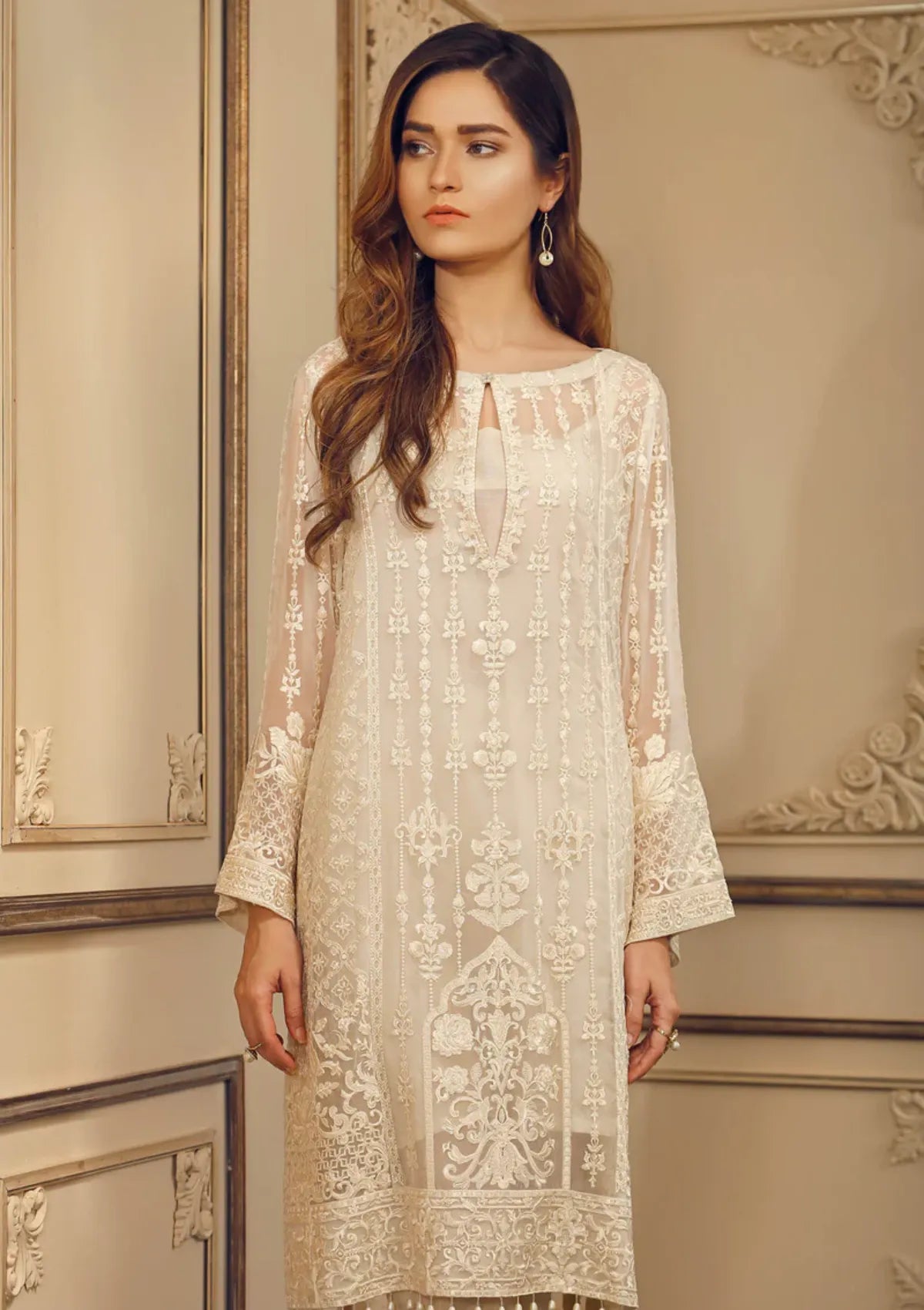 mohsin-saeed-fabrics-luxury-fashion-collection-daily-wear-wedding-and-formal-in-budget-This-product-is-from-chantelle-by-baroque24-1-is-available-on-Mohsin-saeed-fabrics-website.
