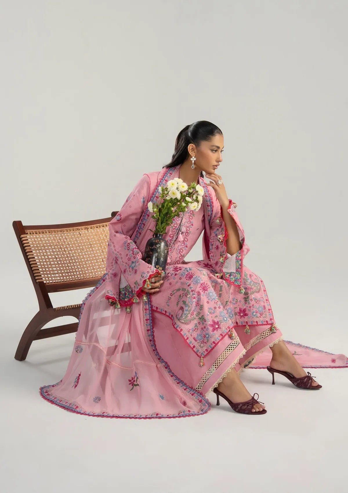 Hussain Rehar Zan Luxury Lawn'26 -Pembe