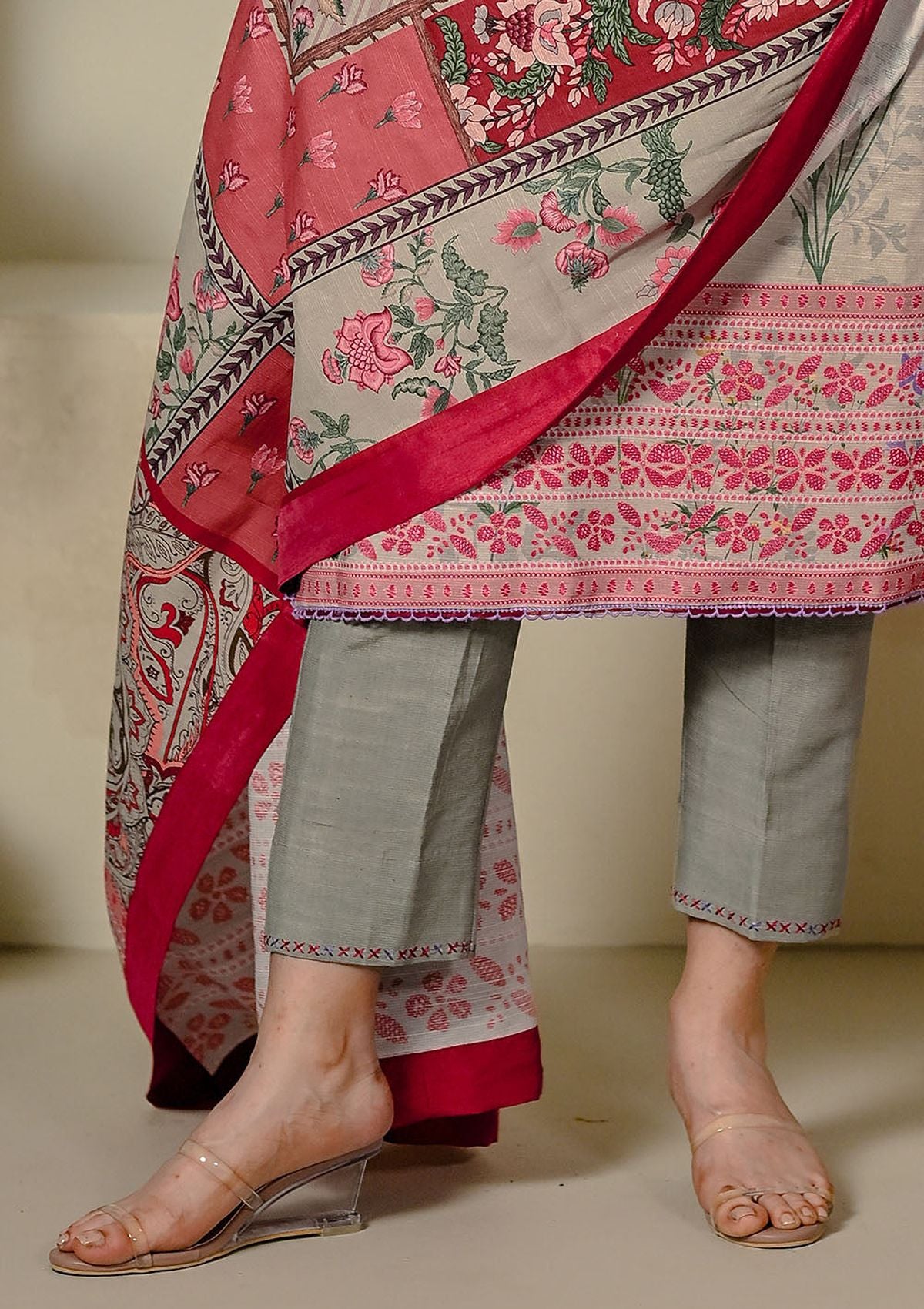 Gul Ahmed Printed Corduroy'26 CD-62004