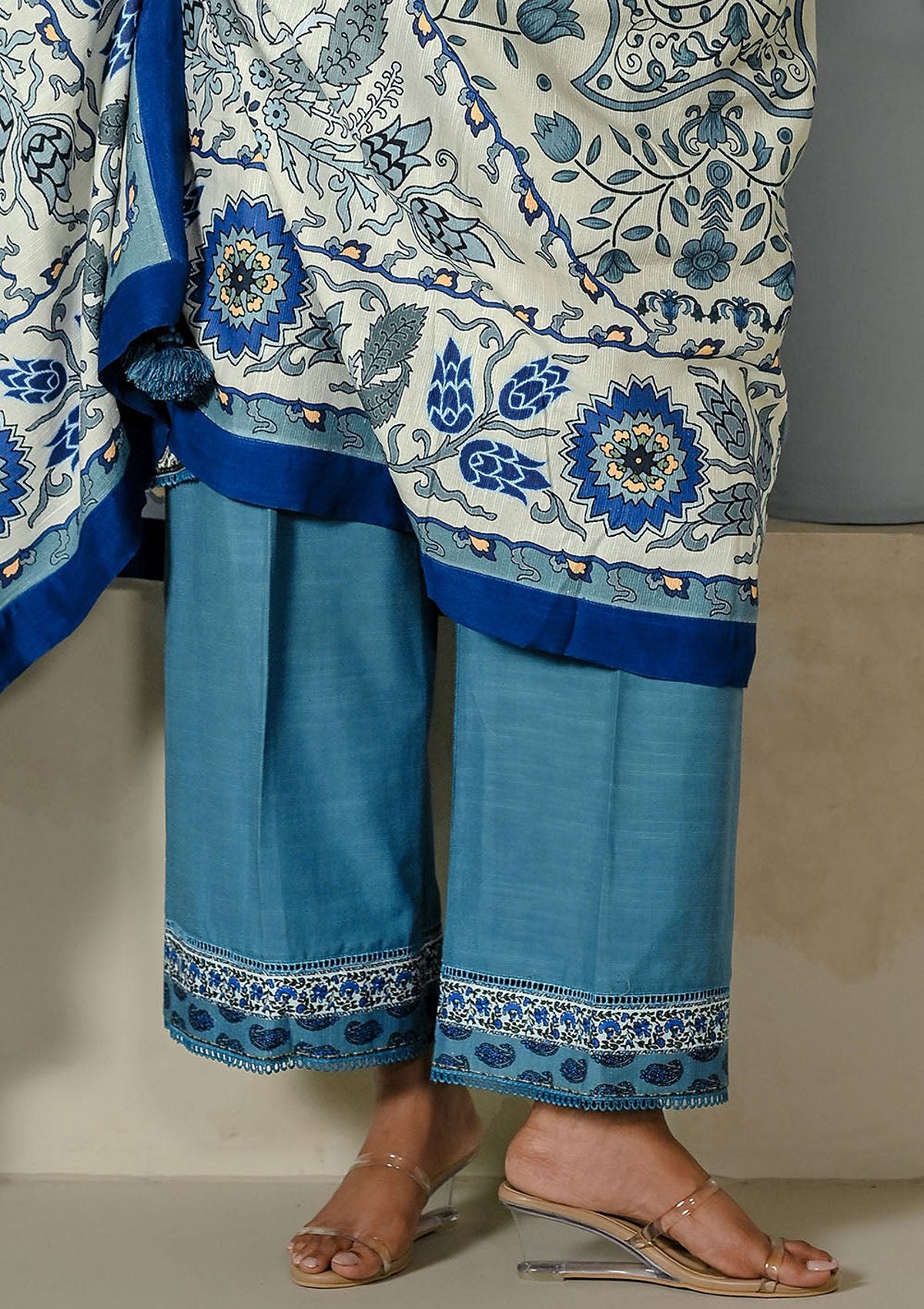 Gul Ahmed Printed Corduroy'26 CD-62005