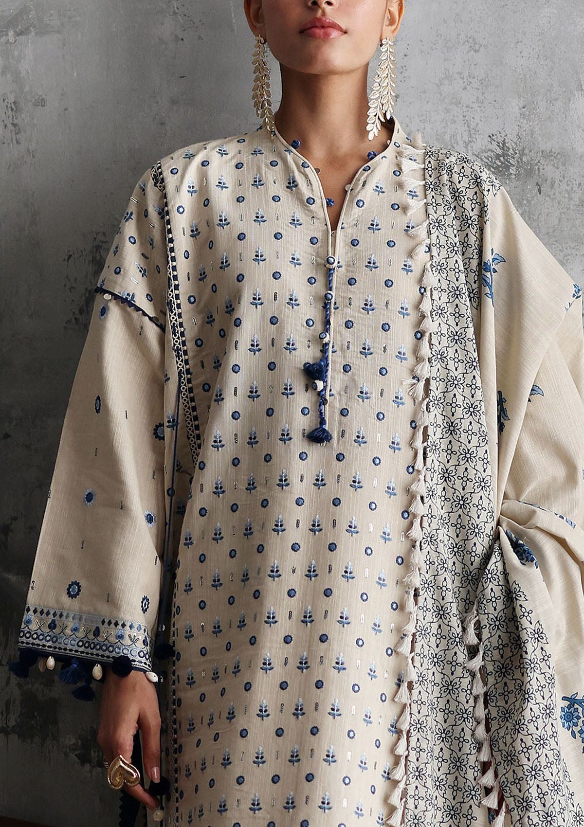 Gul Ahmed Emb Khaddar'26 K-62061