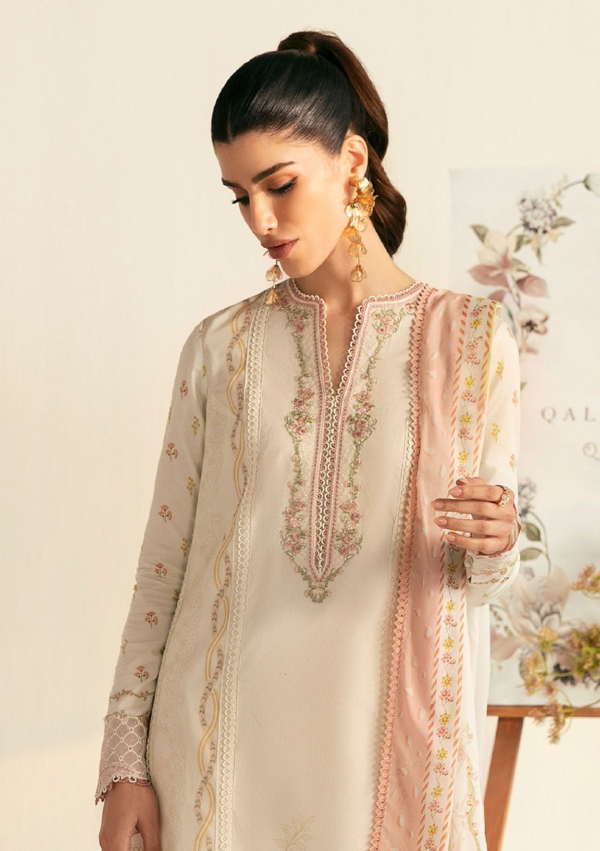 mohsin-saeed-fabrics-luxury-fashion-collection-daily-wear-wedding-and-formal-in-budget-This-product-is-from-qalamkar-qprints-lawn25-is-available-on-Mohsin-saeed-fabrics-website.