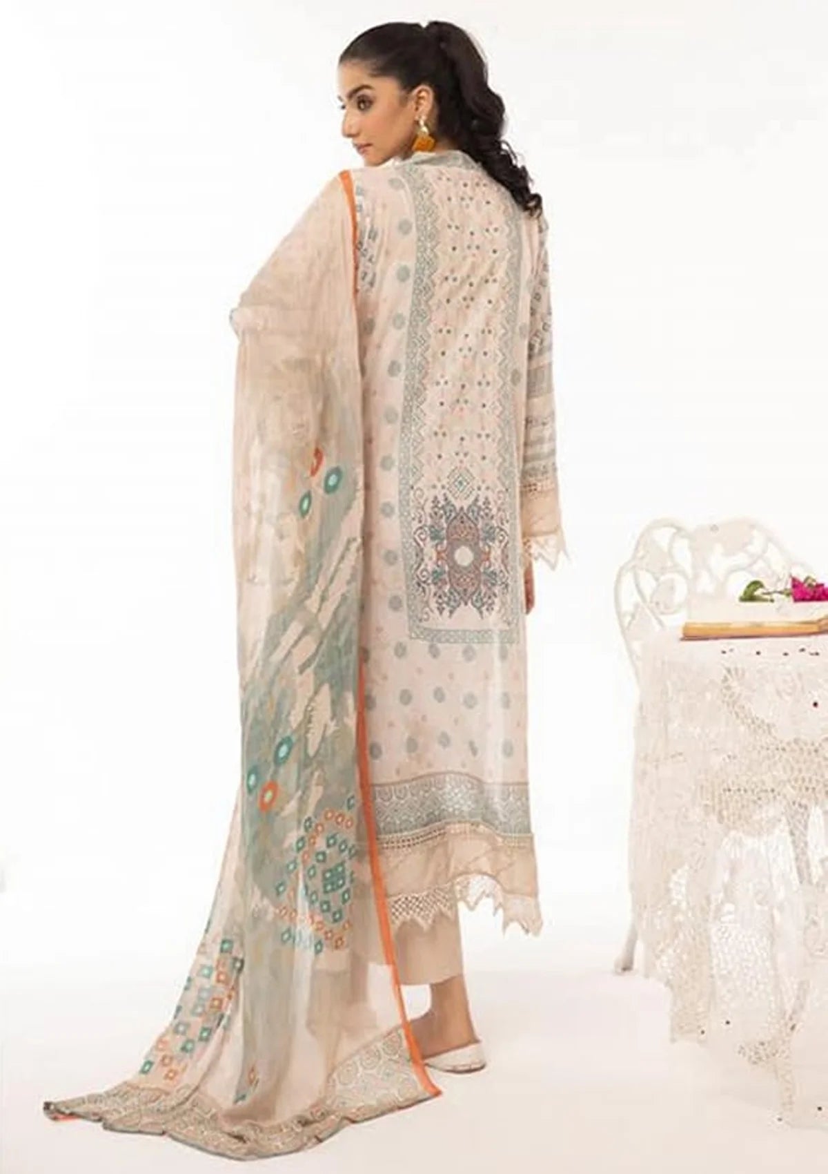 RA Mahee's Printed Lawn'24 Vol-09 ML-09 - Mohsin Saeed Fabrics