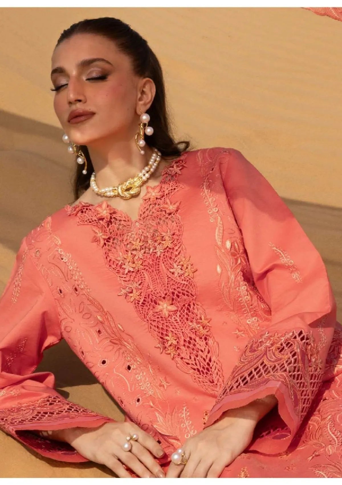 Rang Rasiya Premium'26 -Elnaz