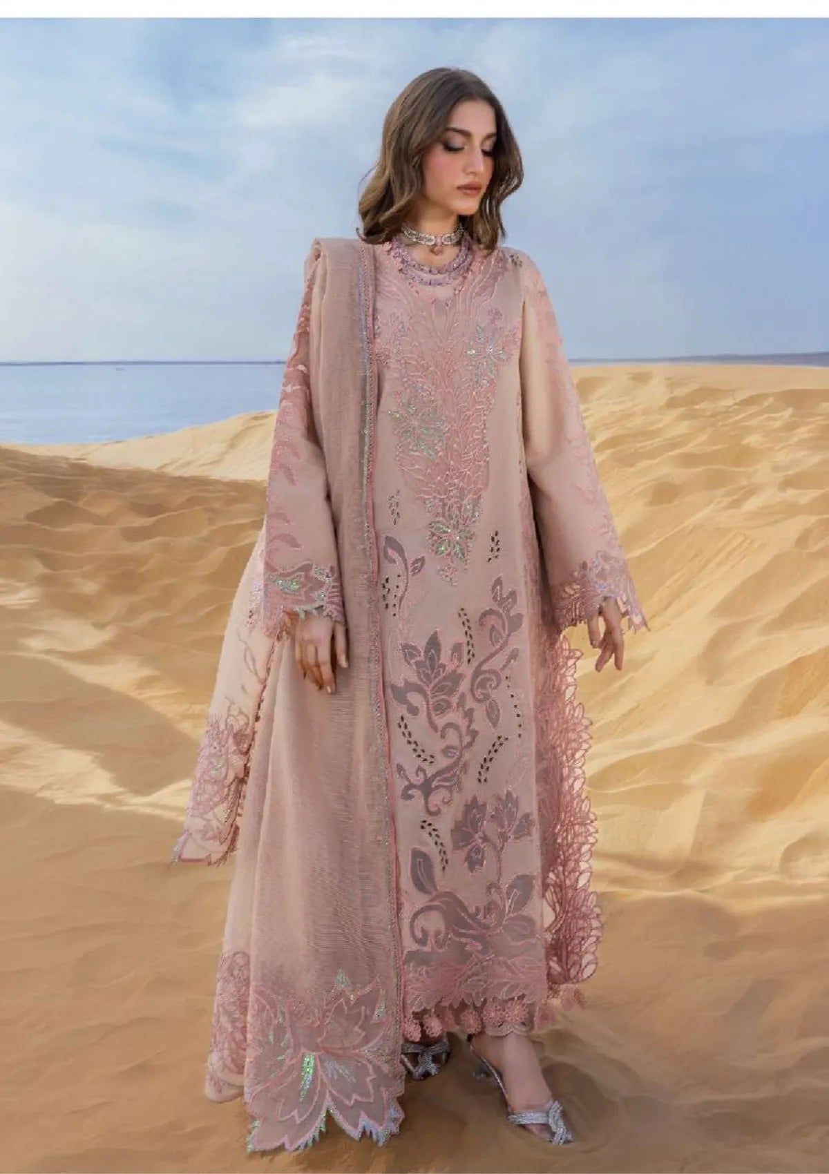 Rang Rasiya Premium'26 -Elaheh