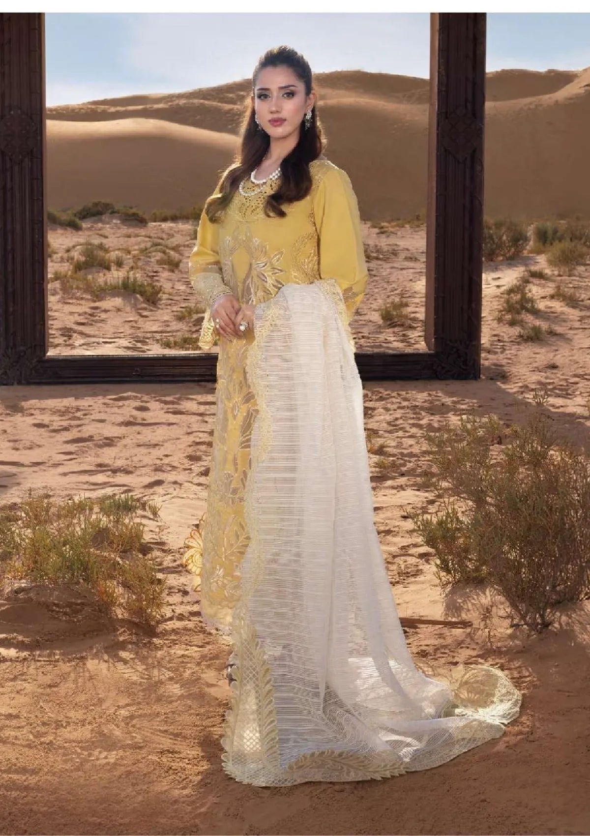 Rang Rasiya Premium'26 -Hoorain