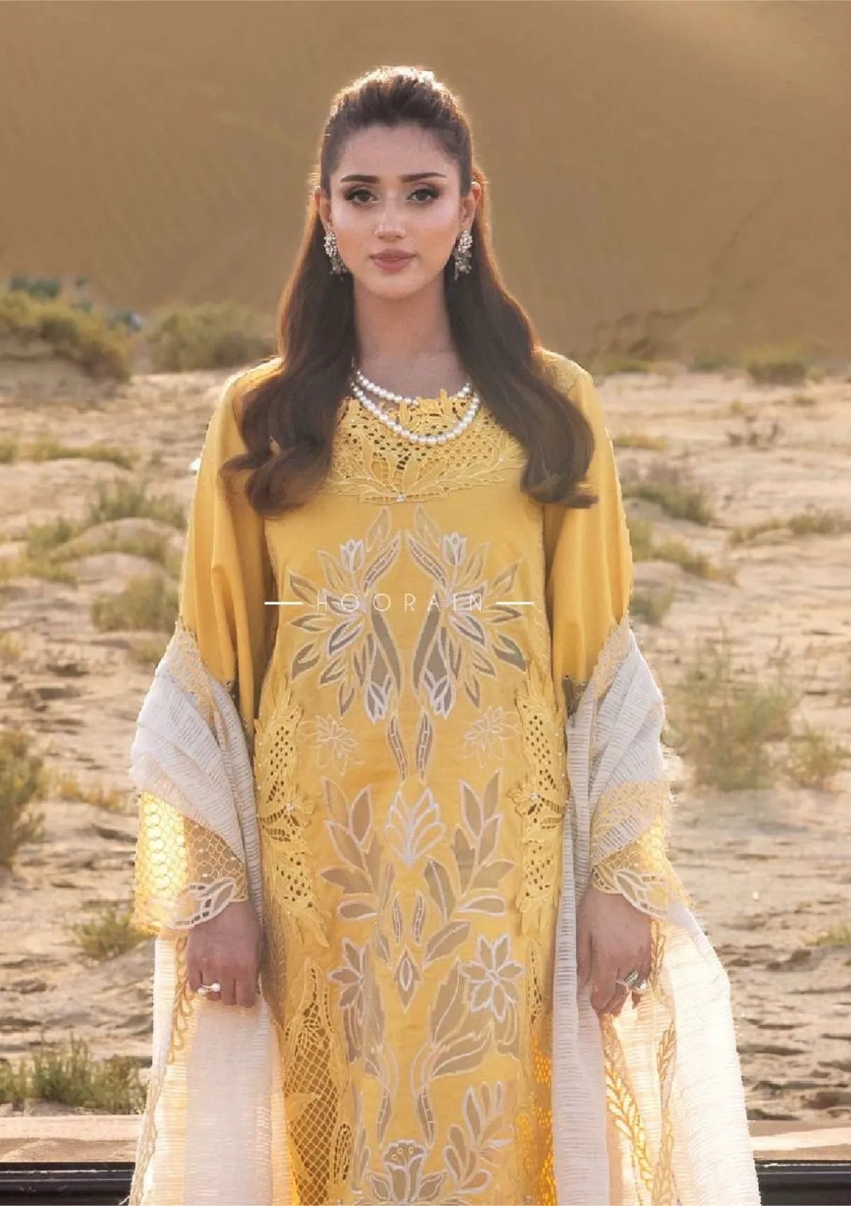 Rang Rasiya Premium'26 -Hoorain