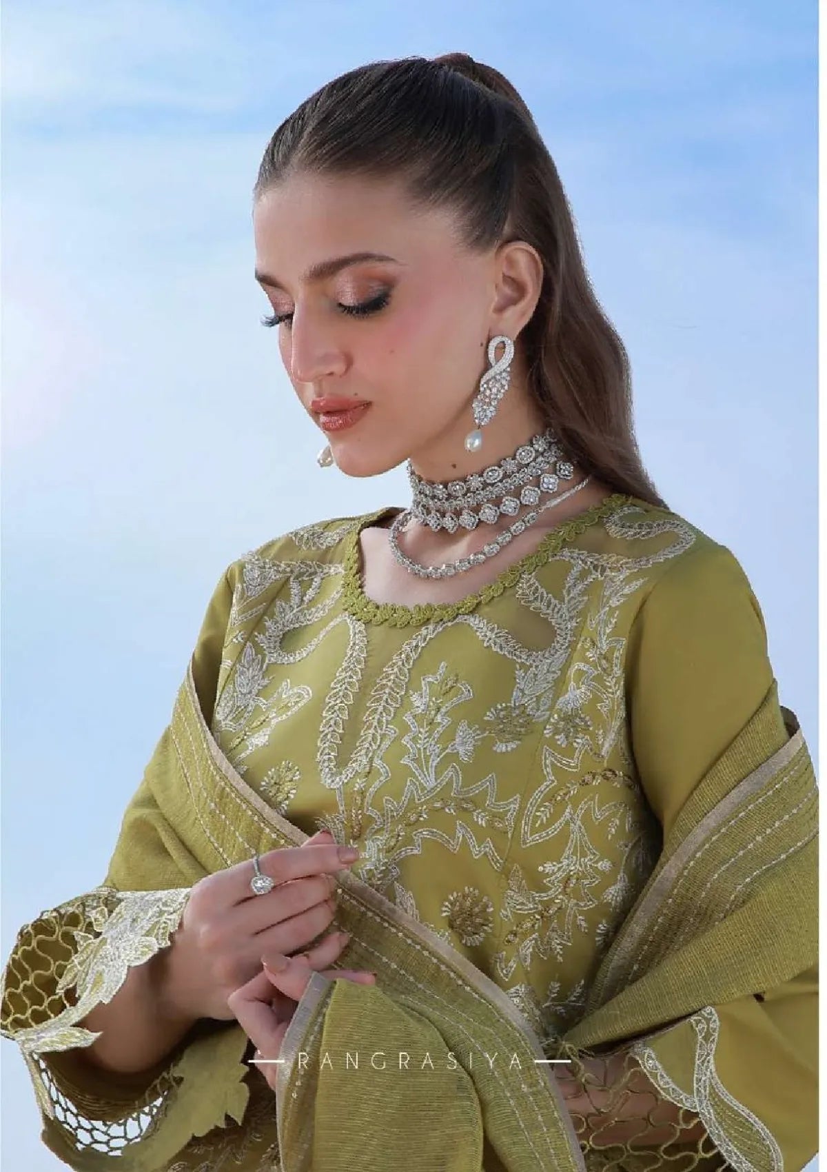 Rang Rasiya Premium'26 -Zariah