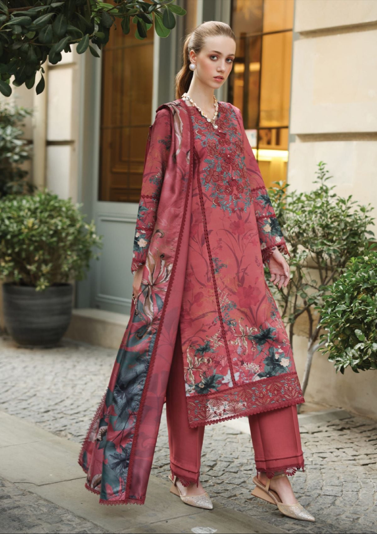 mohsin-saeed-fabrics-is-selling-online-and-in stores-Luxury-daily-wear-wedding-wear-formal-wear-in-budgeted-price.This-product-is-from-rang-rasiya-life-style-winter-edit25-d-06-emily-is-available-on-Mohsin-saeed-fabrics-website.