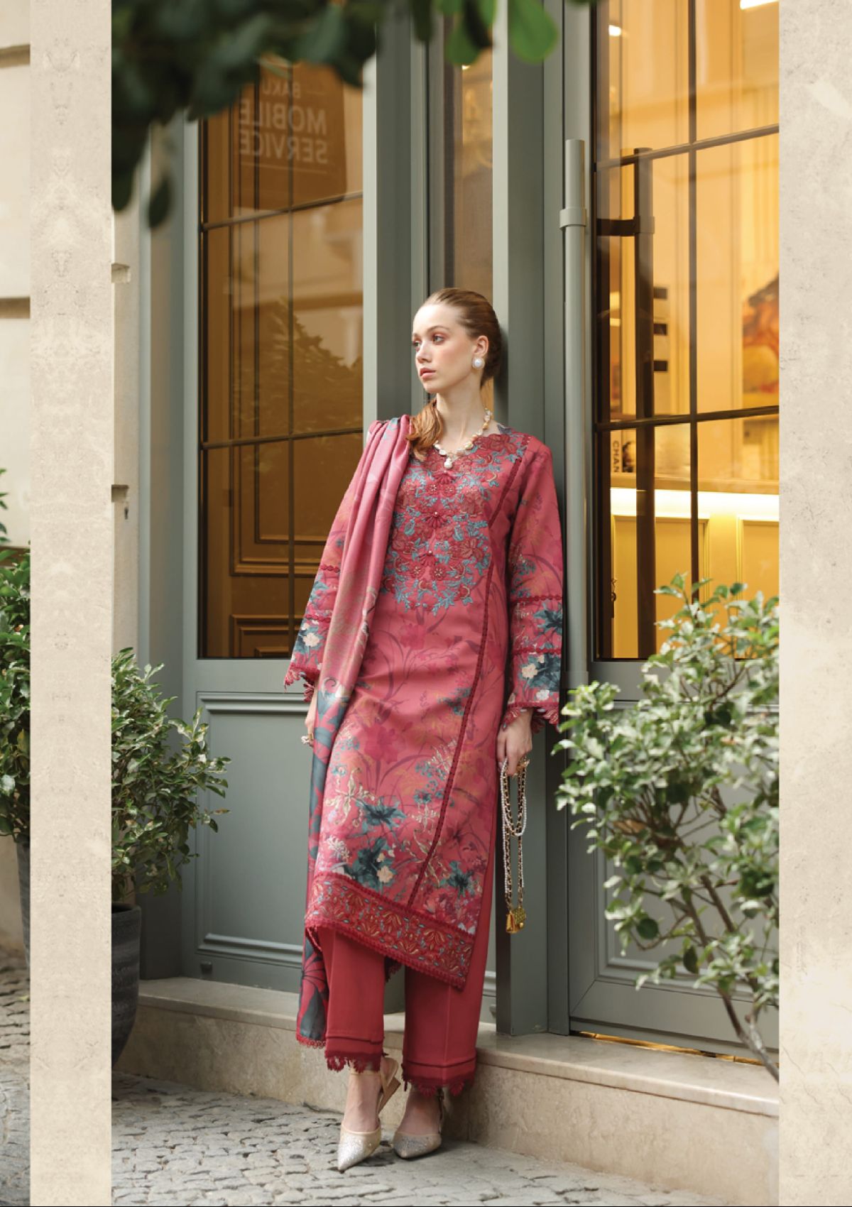 mohsin-saeed-fabrics-is-selling-online-and-in stores-Luxury-daily-wear-wedding-wear-formal-wear-in-budgeted-price.This-product-is-from-rang-rasiya-life-style-winter-edit25-d-06-emily-is-available-on-Mohsin-saeed-fabrics-website.