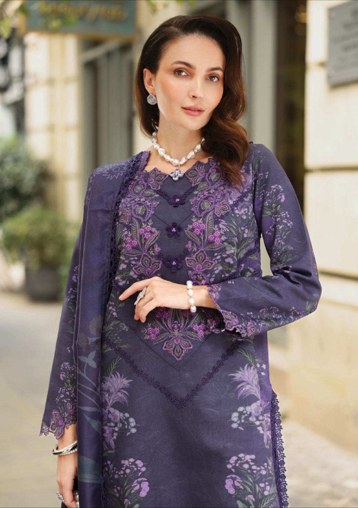 mohsin-saeed-fabrics-is-selling-online-and-in stores-Luxury-daily-wear-wedding-wear-formal-wear-in-budgeted-price.This-product-is-from-rang-rasiya-life-style-winter-edit25-d-10-ella-is-available-on-Mohsin-saeed-fabrics-website.