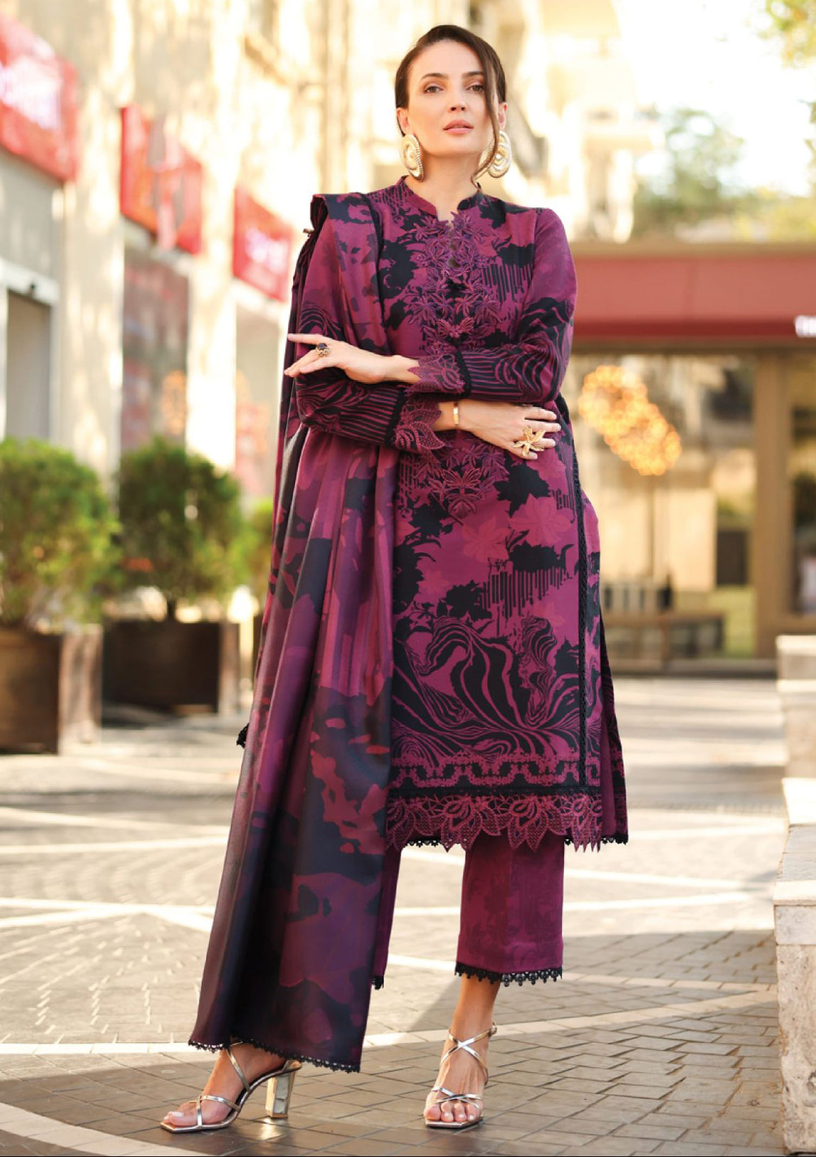 mohsin-saeed-fabrics-is-selling-online-and-in stores-Luxury-daily-wear-wedding-wear-formal-wear-in-budgeted-price.This-product-is-from-rang-rasiya-life-style-winter-edit25-d-12-freya-is-available-on-Mohsin-saeed-fabrics-website.