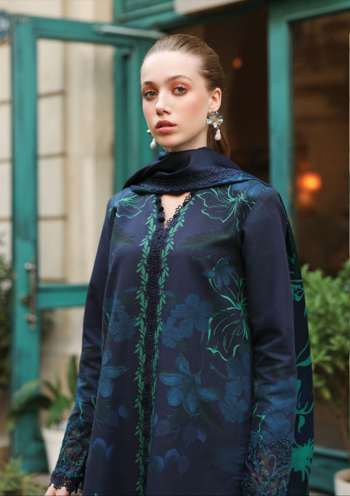 mohsin-saeed-fabrics-is-selling-online-and-in stores-Luxury-daily-wear-wedding-wear-formal-wear-in-budgeted-price.This-product-is-from-rang-rasiya-life-style-winter-edit25-d-02-midnight-is-available-on-Mohsin-saeed-fabrics-website.