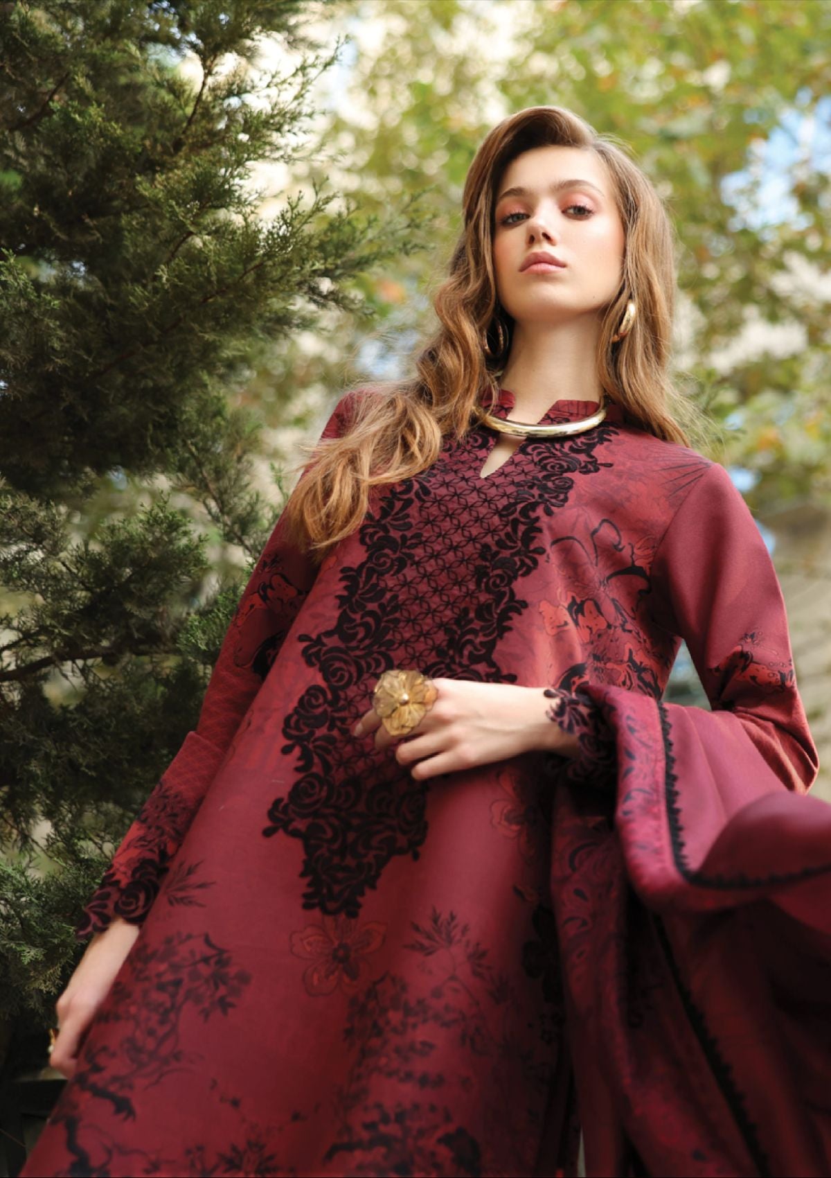 mohsin-saeed-fabrics-is-selling-online-and-in stores-Luxury-daily-wear-wedding-wear-formal-wear-in-budgeted-price.This-product-is-from-rang-rasiya-life-style-winter-edit25-d-13-abigail-is-available-on-Mohsin-saeed-fabrics-website.