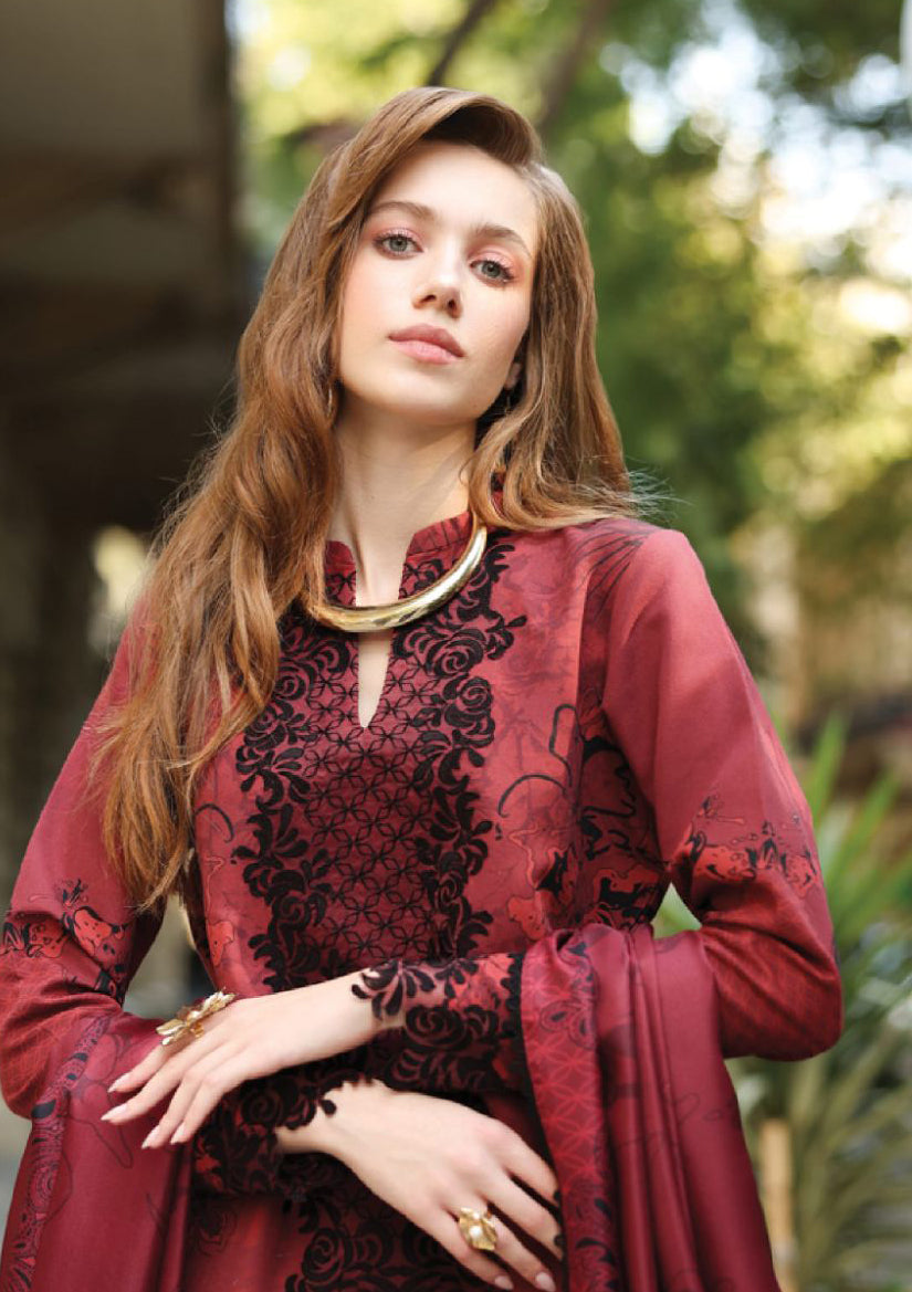 mohsin-saeed-fabrics-is-selling-online-and-in stores-Luxury-daily-wear-wedding-wear-formal-wear-in-budgeted-price.This-product-is-from-rang-rasiya-life-style-winter-edit25-d-13-abigail-is-available-on-Mohsin-saeed-fabrics-website.