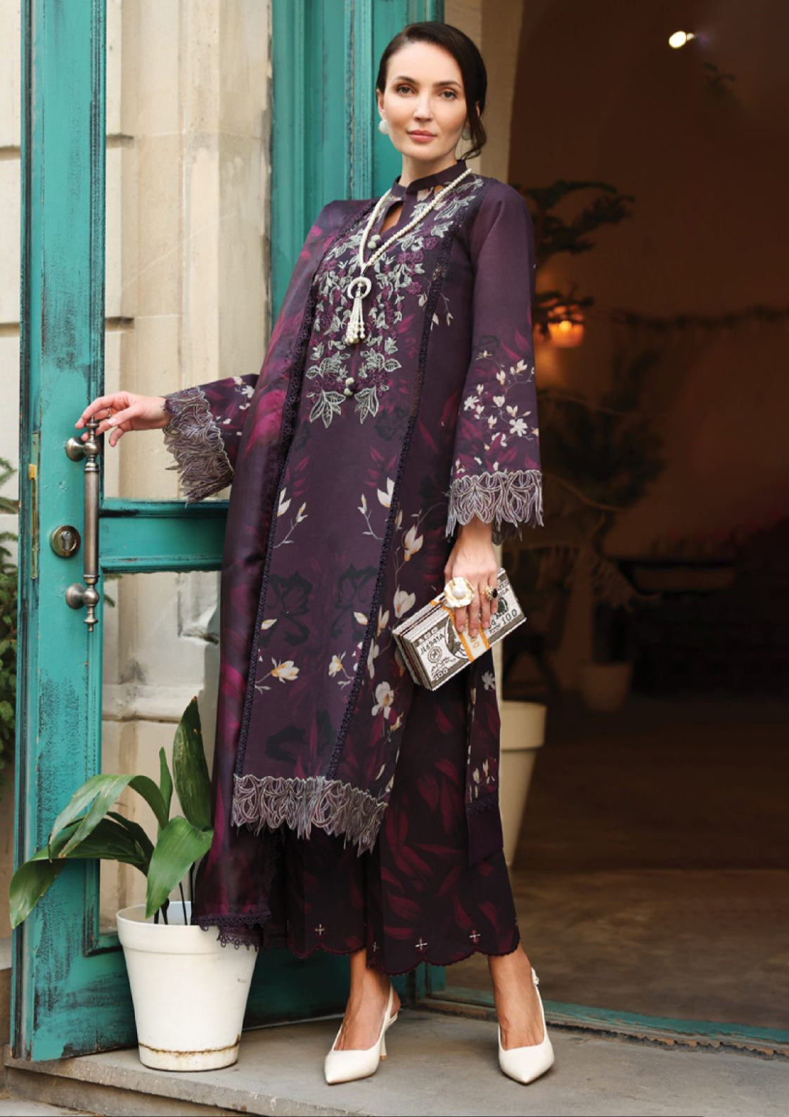 mohsin-saeed-fabrics-is-selling-online-and-in stores-Luxury-daily-wear-wedding-wear-formal-wear-in-budgeted-price.This-product-is-from-rang-rasiya-life-style-winter-edit25-is-available-on-Mohsin-saeed-fabrics-website.
