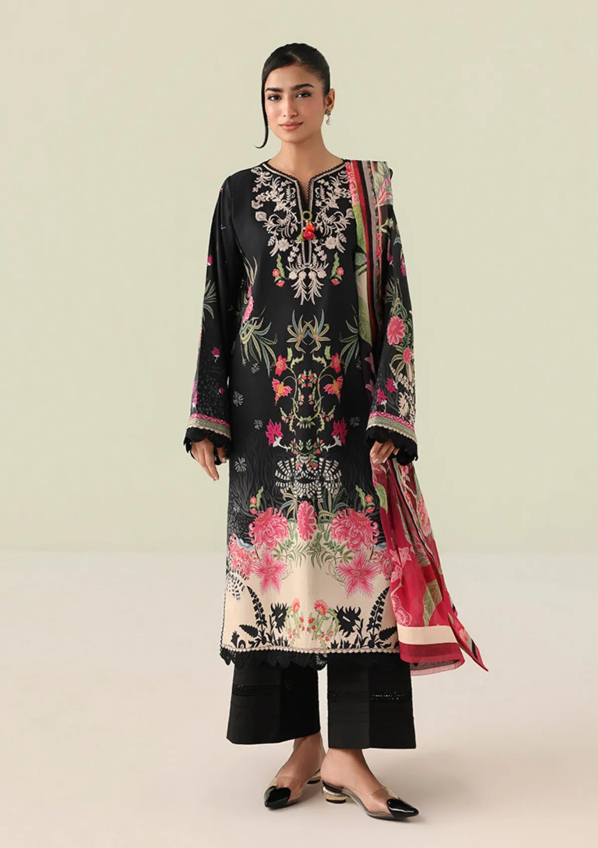 Roheenaz Rosette Lawn'26 D-61A Radiant Noon