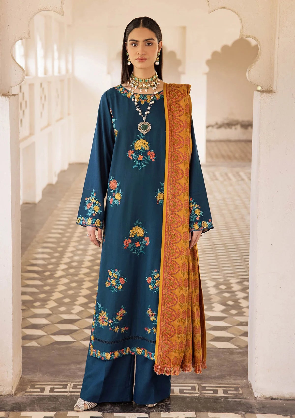 RajBari Premium Winter Shawl'24 D-02A