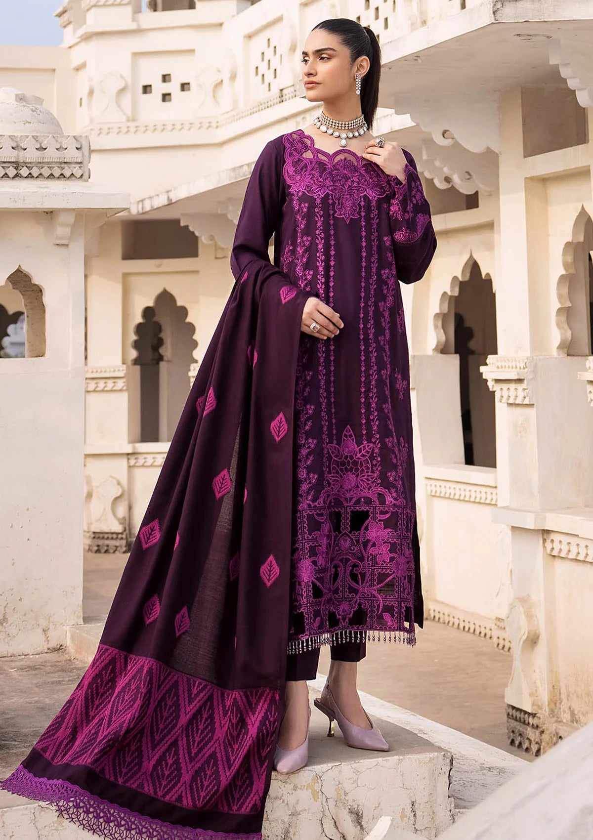 RajBari Premium Winter Shawl'24 D-05A