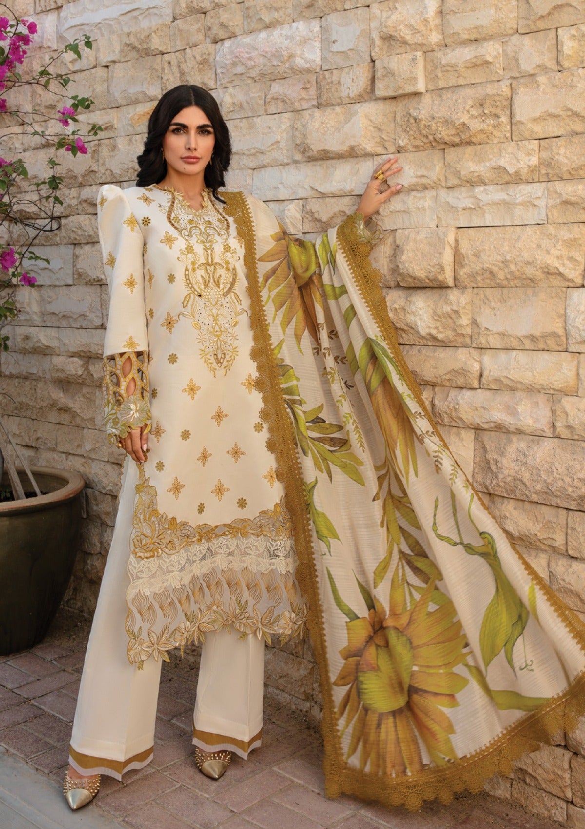 Rang Rasiya Carnation Summer'24 D-02 Isabella - Mohsin Saeed Fabrics