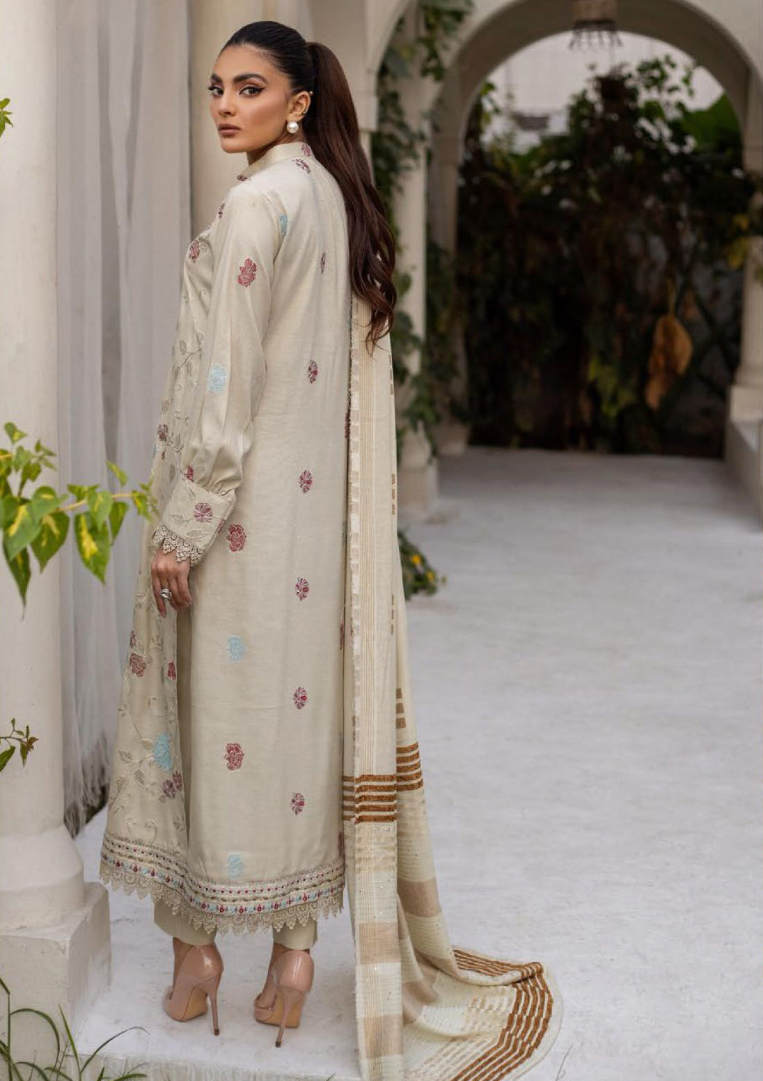 Khoobsurat Riwayat Emb Peach Leather'23 R-405 - Mohsin Saeed Fabrics