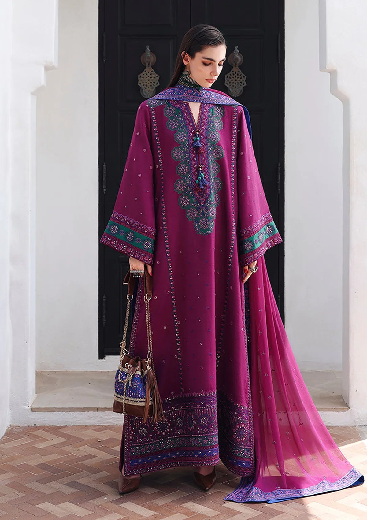 Mushq Nuvera Raw Silk’26 -Reina Rouge