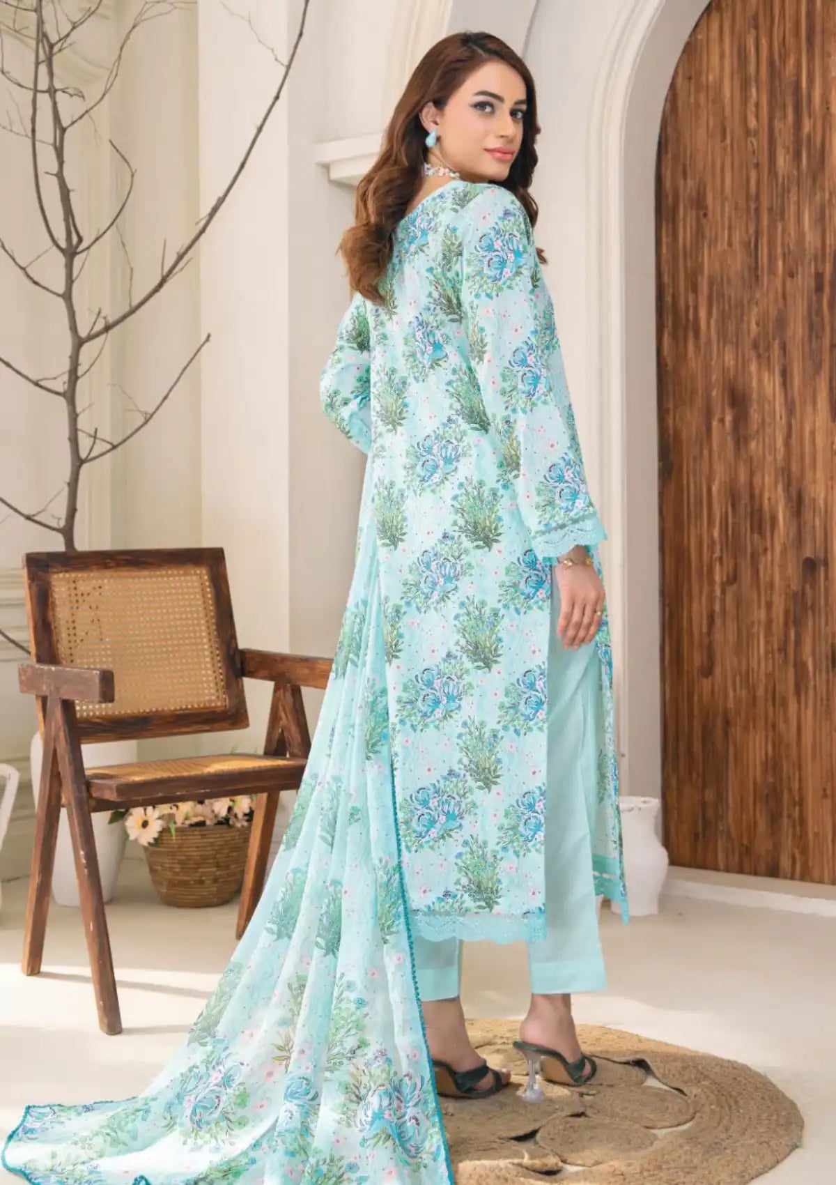 mohsin-saeed-fabrics-luxury-fashion-collection-daily-wear-wedding-and-formal-in-budget-This-product-is-from-riaz-arts-resham-printed-lawn25-d-03-is-available-on-Mohsin-saeed-fabrics-website.