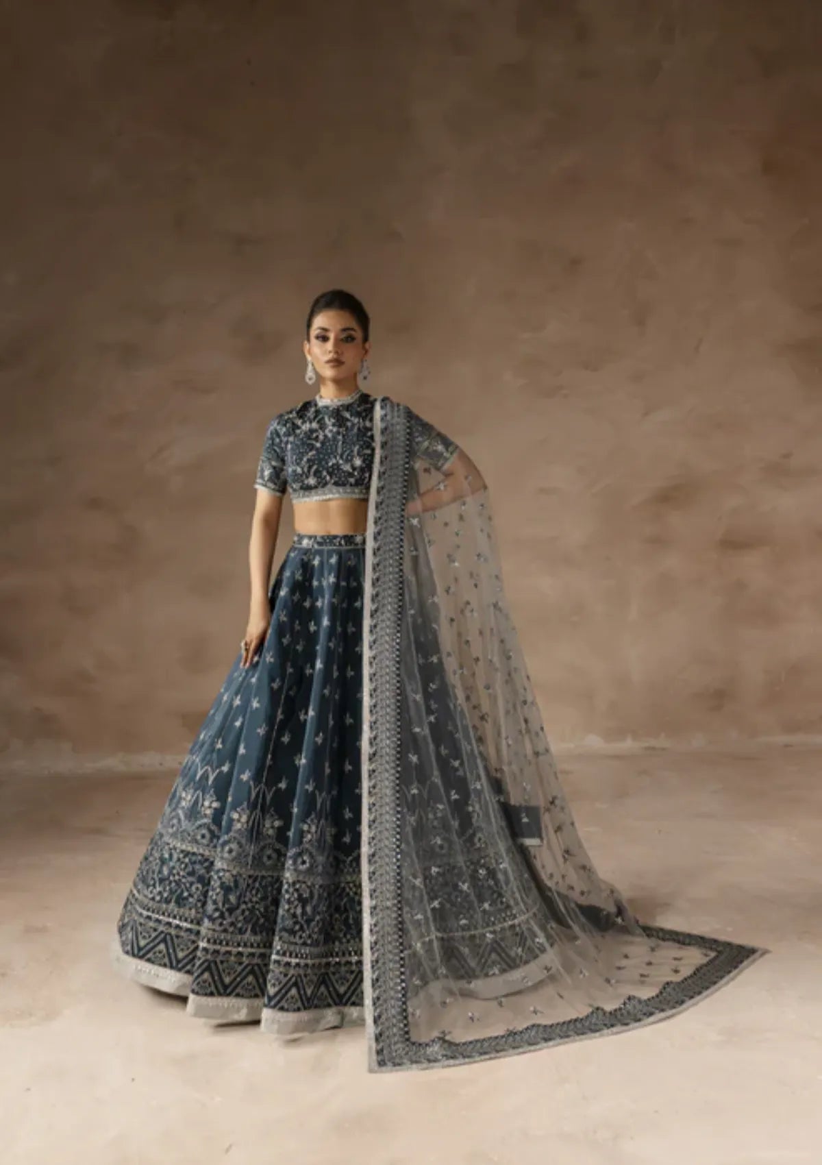 mohsin-saeed-fabrics-designer-daily-wear-formal-and-wedding-suits-within-budget-This-product-is-from-imran-ramzan-eblouir25-reve-sarcelle-is-available-on-Mohsin-saeed-fabrics-website.