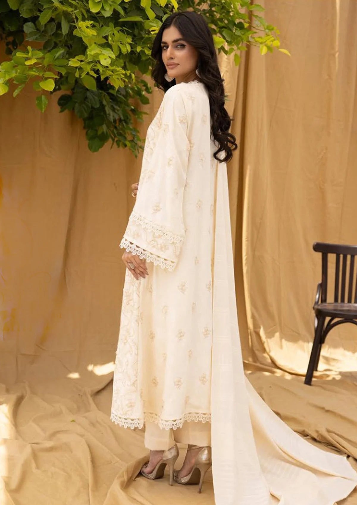 Riwayat Emb Leather Peach'23 R-10 - Mohsin Saeed Fabrics