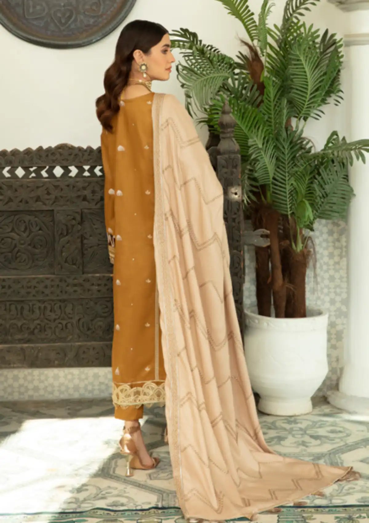 Parishay Riwayat Winter'23 LP-05 - Mohsin Saeed Fabrics