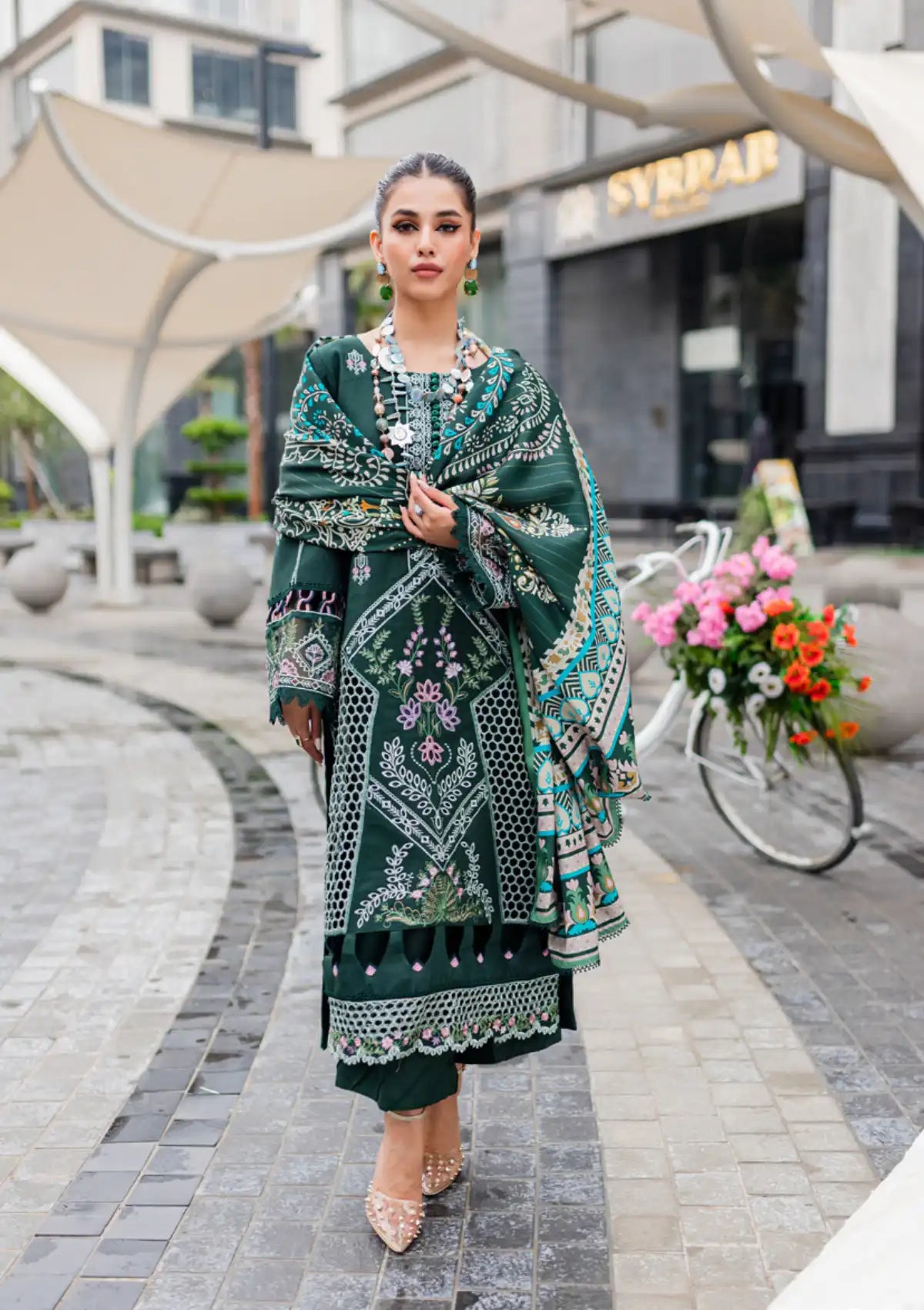 Parishay Riwayat Winter'23 LP-08 - Mohsin Saeed Fabrics