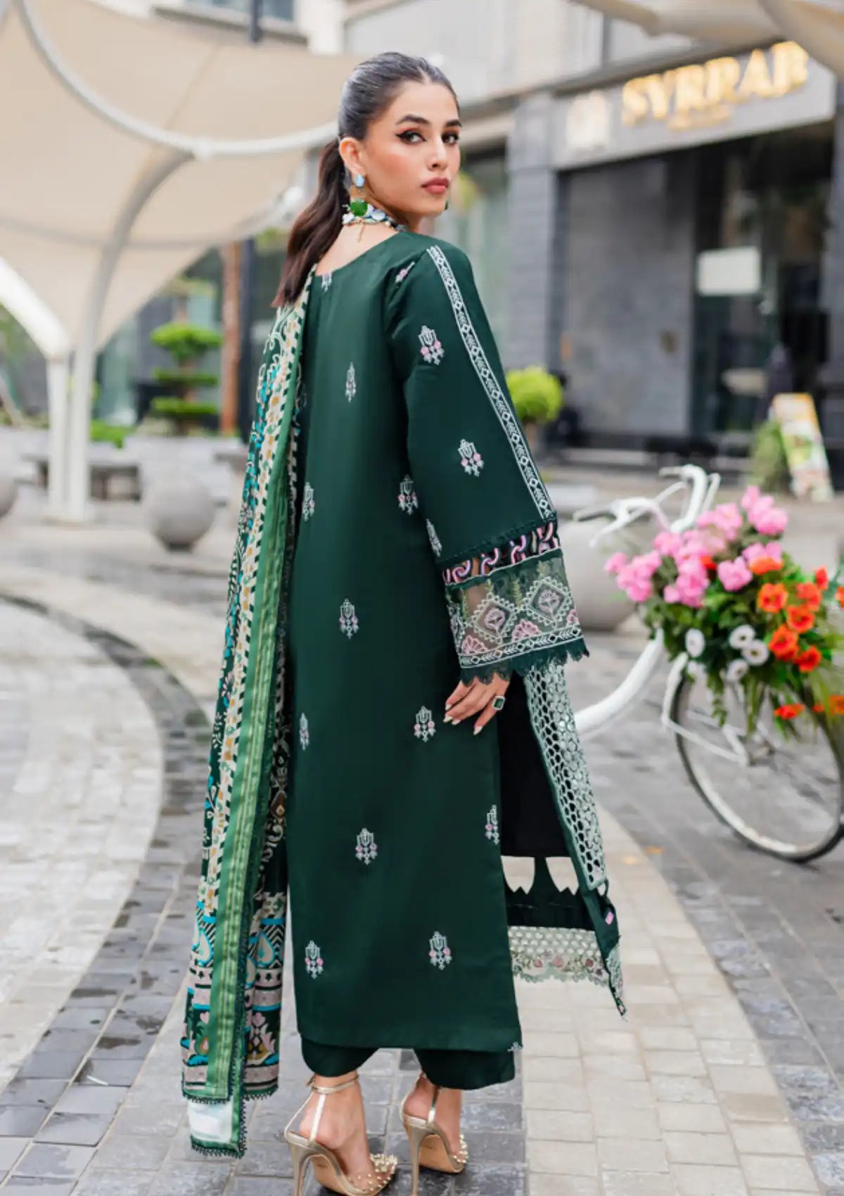 Parishay Riwayat Winter'23 LP-08 - Mohsin Saeed Fabrics